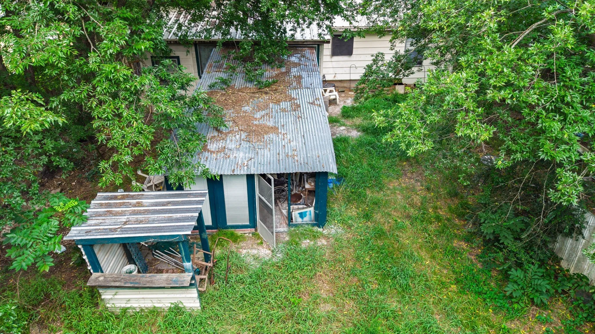 Single Family Residence For Sale in Hunt County , 906 Branch Street, Greenville, Texas 75401, 2 Bedroom, 1 Bathroom, Garage spaces, 1,392 Sqft, built in 1955, mls#21325957, Real Estate Agent in Greenville, Homes For Sale in Hunt county, Homes For Sale in Greenville, Realtor in Greenville Texas, Real Estate Brokerage Independent Realty Texas, Luminita Cordes Realtor