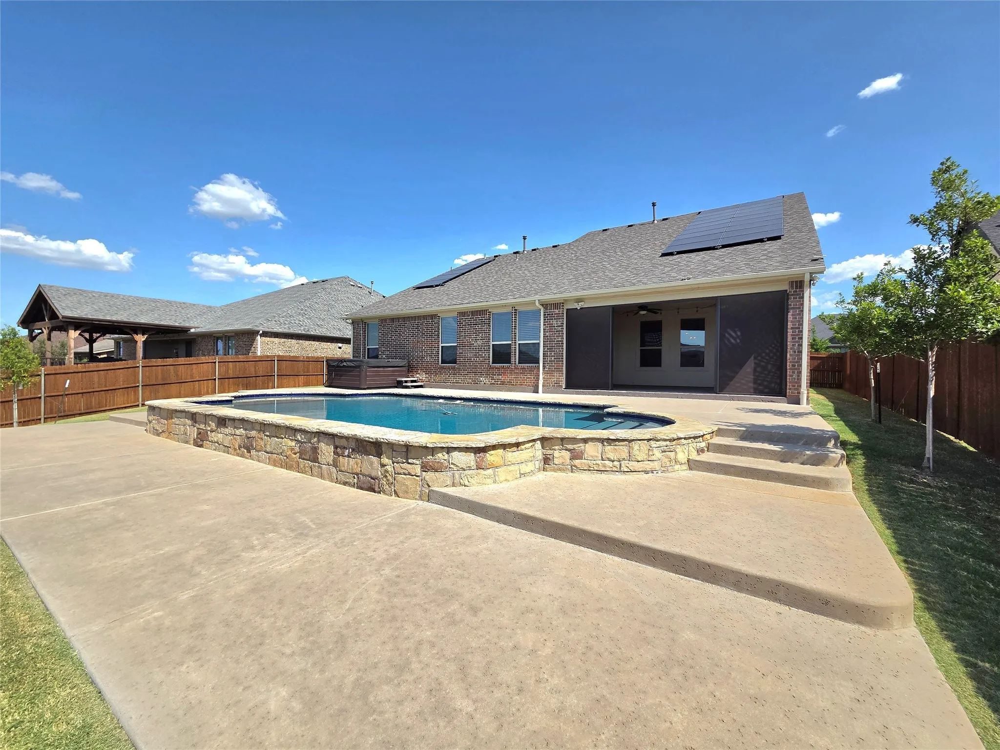 Single Family Residence For Rent in Tarrant County , 6916 Talon Drive, Fort Worth, Texas 76179, 4 Bedroom, 4 Bathroom, 2 Garage spaces, 3,384 Sqft, built in 2017, mls#21327317, Real Estate Agent in Fort Worth, Homes For Rent in Tarrant county, Homes For Rent in Fort Worth, Realtor in Fort Worth Texas, Real Estate Brokerage Independent Realty Texas, Luminita Cordes Realtor