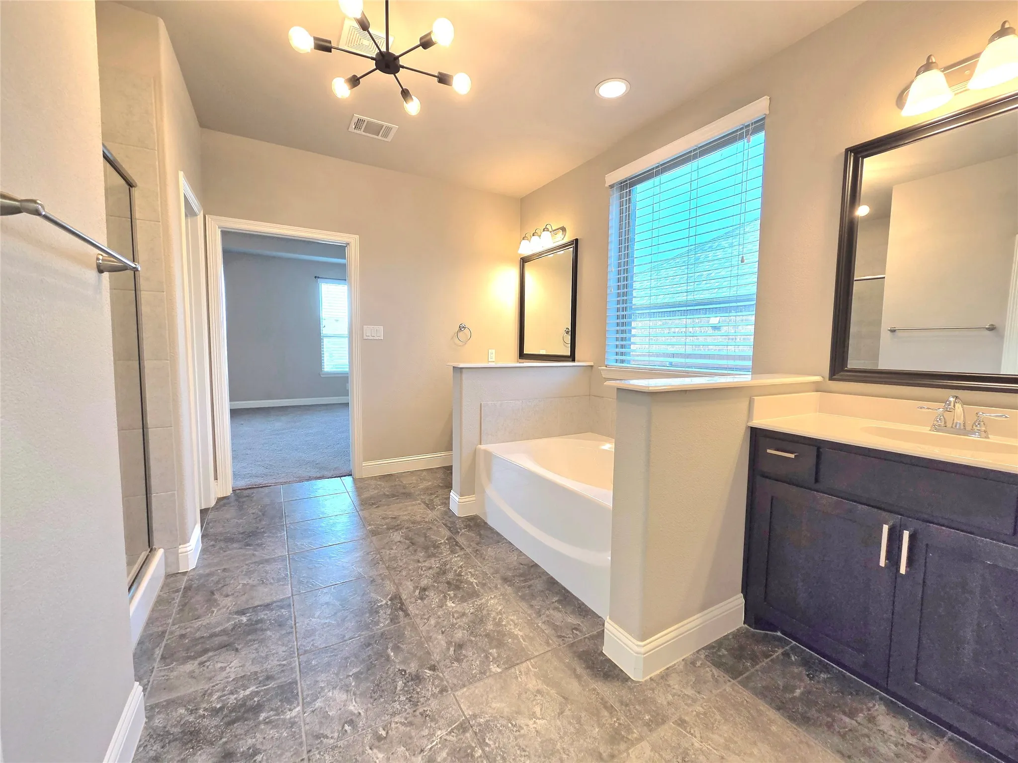 Single Family Residence For Rent in Tarrant County , 6916 Talon Drive, Fort Worth, Texas 76179, 4 Bedroom, 4 Bathroom, 2 Garage spaces, 3,384 Sqft, built in 2017, mls#21327317, Real Estate Agent in Fort Worth, Homes For Rent in Tarrant county, Homes For Rent in Fort Worth, Realtor in Fort Worth Texas, Real Estate Brokerage Independent Realty Texas, Luminita Cordes Realtor
