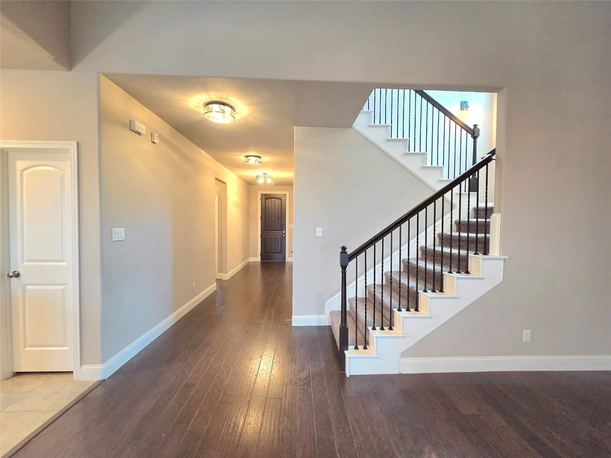 Single Family Residence For Rent in Tarrant County , 6916 Talon Drive, Fort Worth, Texas 76179, 4 Bedroom, 4 Bathroom, 2 Garage spaces, 3,384 Sqft, built in 2017, mls#21327317, Real Estate Agent in Fort Worth, Homes For Rent in Tarrant county, Homes For Rent in Fort Worth, Realtor in Fort Worth Texas, Real Estate Brokerage Independent Realty Texas, Luminita Cordes Realtor