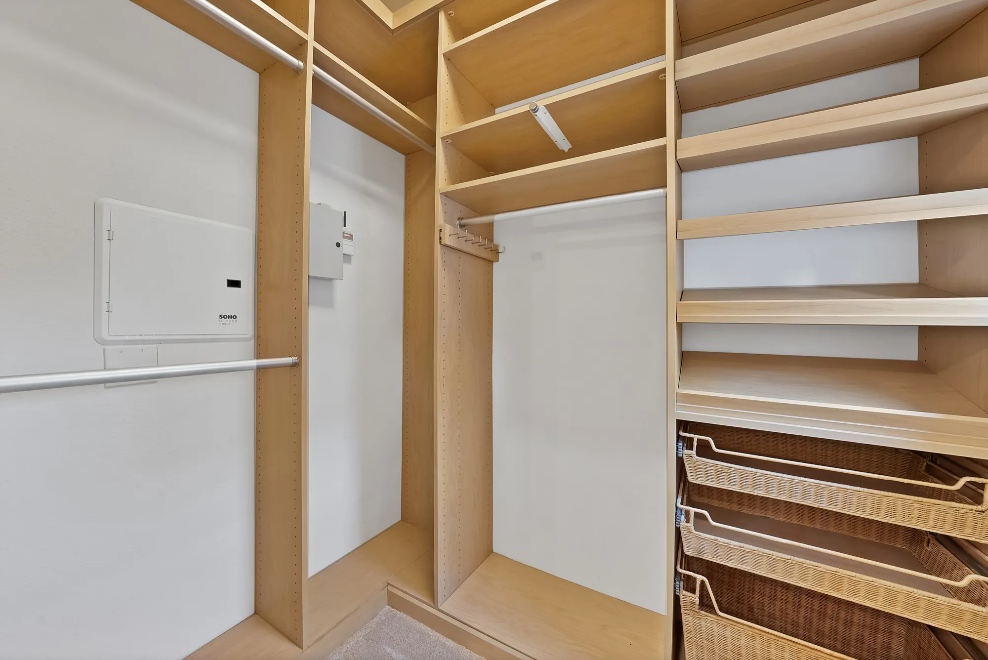 Condominium For Sale in Dallas County , 4111 Newton Avenue 38, Dallas, Texas 75219, 2 Bedroom, 3 Bathroom, 2 Garage spaces, 1,842 Sqft, built in 2007, mls#21317295, Real Estate Agent in Dallas, Homes For Sale in Dallas county, Homes For Sale in Dallas, Realtor in Dallas Texas, Real Estate Brokerage Independent Realty Texas, Luminita Cordes Realtor
