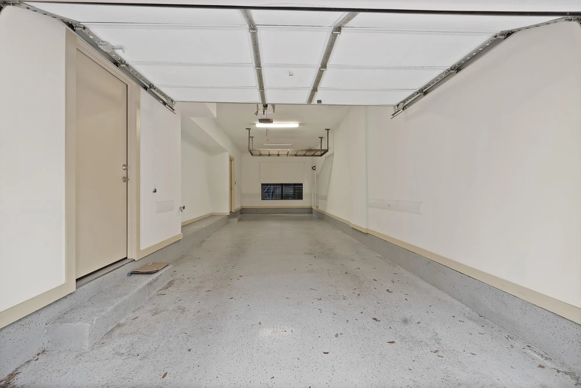 Condominium For Sale in Dallas County , 4111 Newton Avenue 38, Dallas, Texas 75219, 2 Bedroom, 3 Bathroom, 2 Garage spaces, 1,842 Sqft, built in 2007, mls#21317295, Real Estate Agent in Dallas, Homes For Sale in Dallas county, Homes For Sale in Dallas, Realtor in Dallas Texas, Real Estate Brokerage Independent Realty Texas, Luminita Cordes Realtor