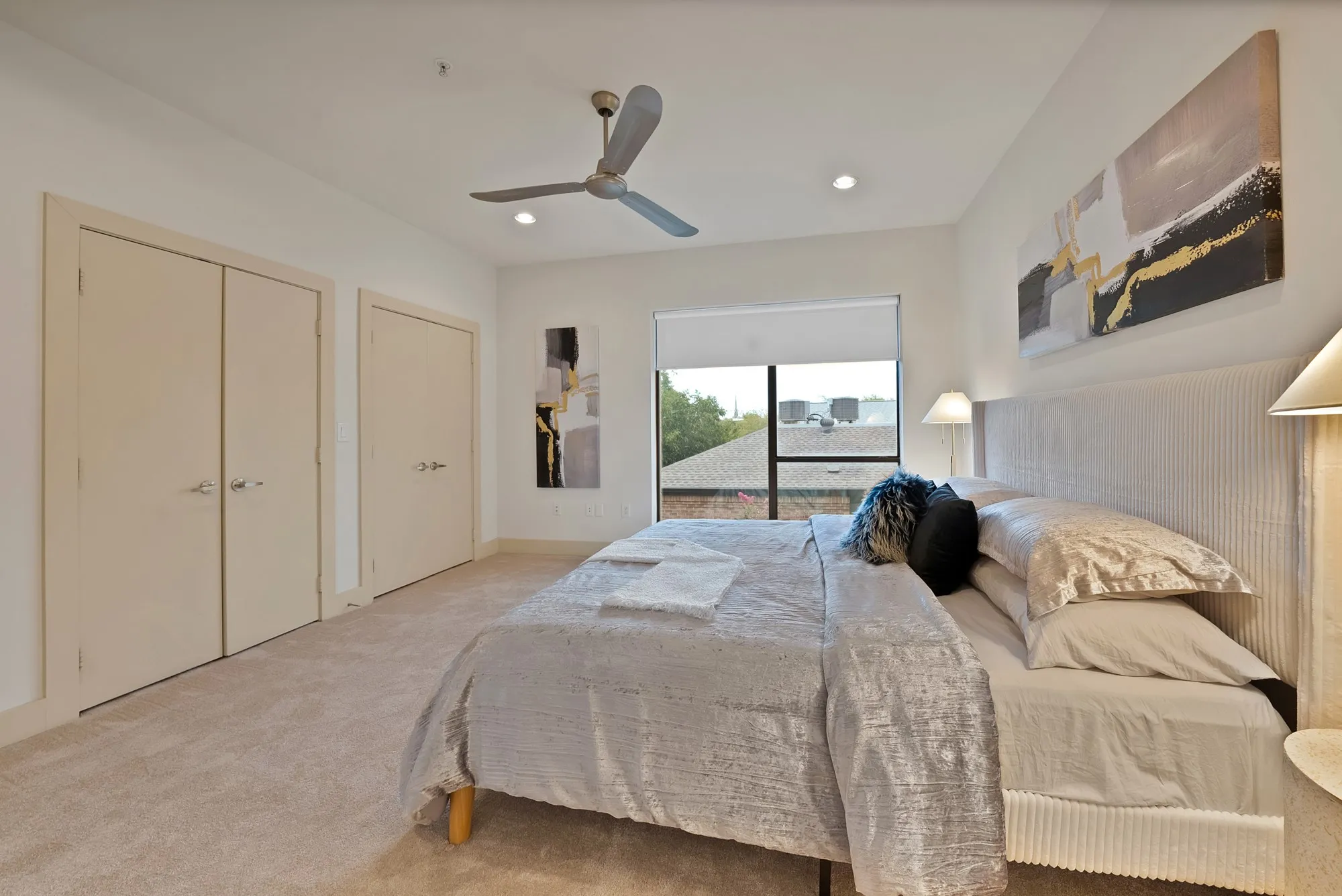 Condominium For Sale in Dallas County , 4111 Newton Avenue 38, Dallas, Texas 75219, 2 Bedroom, 3 Bathroom, 2 Garage spaces, 1,842 Sqft, built in 2007, mls#21317295, Real Estate Agent in Dallas, Homes For Sale in Dallas county, Homes For Sale in Dallas, Realtor in Dallas Texas, Real Estate Brokerage Independent Realty Texas, Luminita Cordes Realtor
