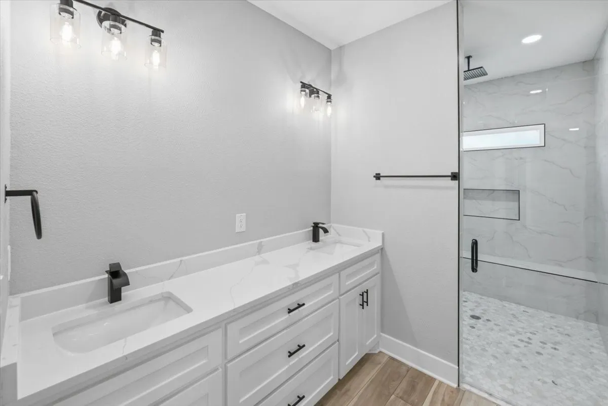 Single Family Residence For Sale in Mc Lennan County , 13015 Rainier Drive, Woodway, Texas 76712, 4 Bedroom, 3 Bathroom, 2 Garage spaces, 2,138 Sqft, built in 2026, mls#21326034, Real Estate Agent in Woodway, Homes For Sale in Mc Lennan county, Homes For Sale in Woodway, Realtor in Woodway Texas, Real Estate Brokerage Independent Realty Texas, Luminita Cordes Realtor