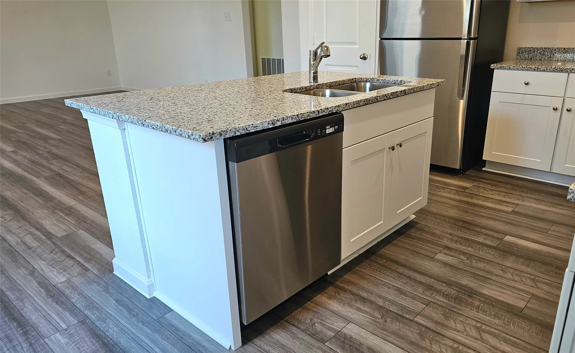 Single Family Residence For Rent in Collin County , 601 Cherry Creek Lane, Anna, Texas 75409, 3 Bedroom, 2 Bathroom, 2 Garage spaces, 1,401 Sqft, built in 2026, mls#21326563, Real Estate Agent in Anna, Homes For Rent in Collin county, Homes For Rent in Anna, Realtor in Anna Texas, Real Estate Brokerage Independent Realty Texas, Luminita Cordes Realtor