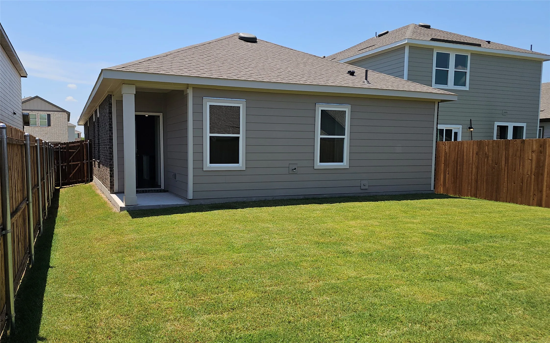 Single Family Residence For Rent in Collin County , 601 Cherry Creek Lane, Anna, Texas 75409, 3 Bedroom, 2 Bathroom, 2 Garage spaces, 1,401 Sqft, built in 2026, mls#21326563, Real Estate Agent in Anna, Homes For Rent in Collin county, Homes For Rent in Anna, Realtor in Anna Texas, Real Estate Brokerage Independent Realty Texas, Luminita Cordes Realtor