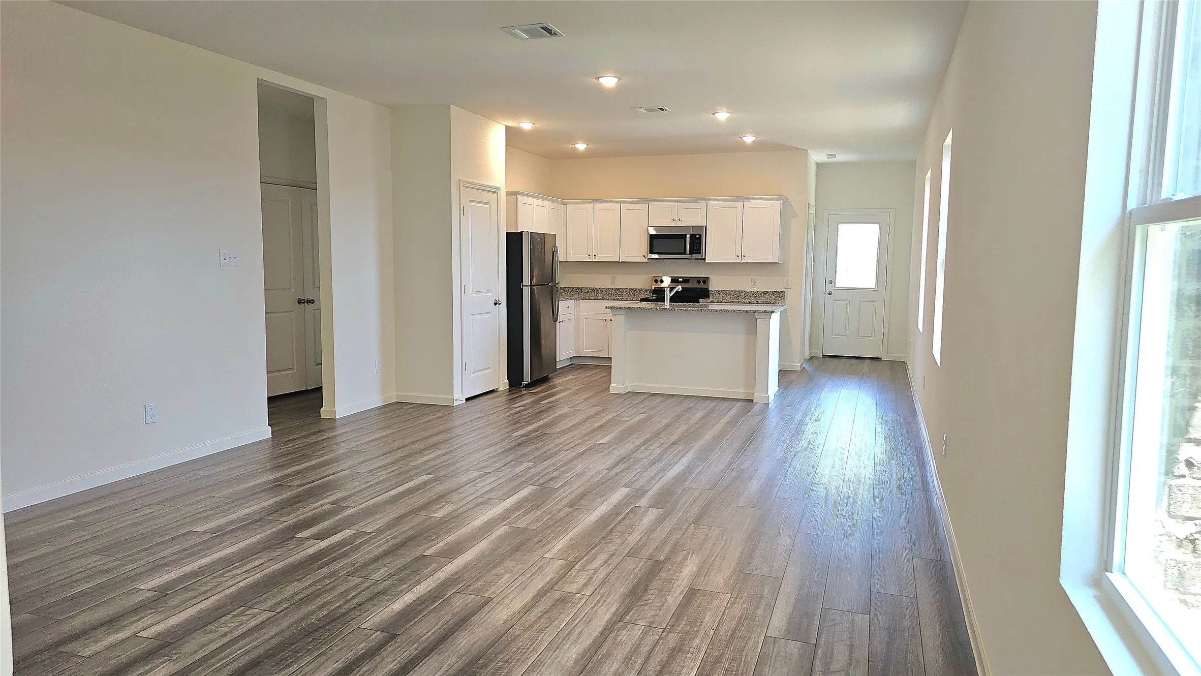 Single Family Residence For Rent in Collin County , 601 Cherry Creek Lane, Anna, Texas 75409, 3 Bedroom, 2 Bathroom, 2 Garage spaces, 1,401 Sqft, built in 2026, mls#21326563, Real Estate Agent in Anna, Homes For Rent in Collin county, Homes For Rent in Anna, Realtor in Anna Texas, Real Estate Brokerage Independent Realty Texas, Luminita Cordes Realtor