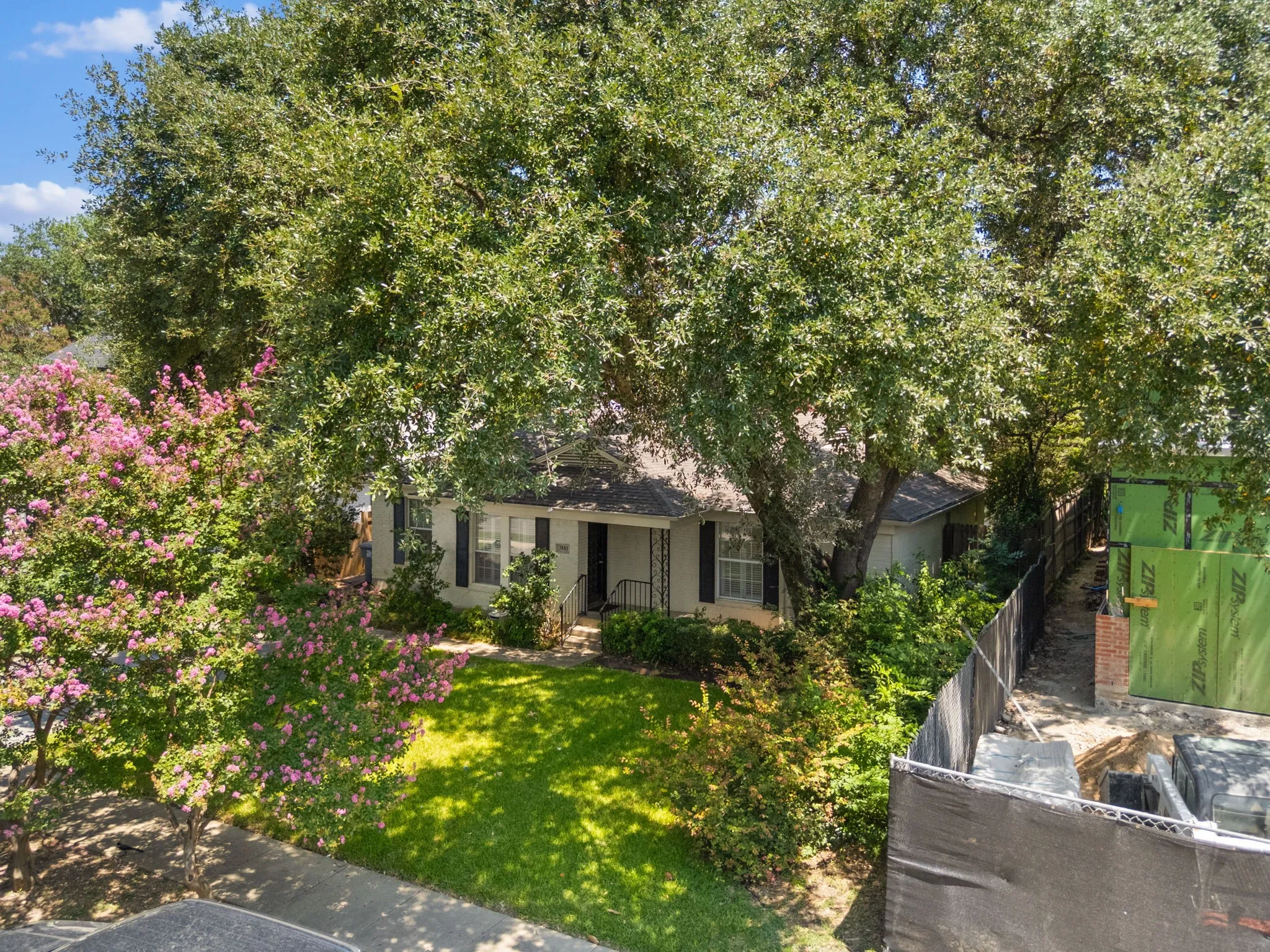 Single Family Residence For Rent in Dallas County , 3881 Gaspar Drive, Dallas, Texas 75220, 2 Bedroom, 1 Bathroom, Garage spaces, 1,103 Sqft, built in 1951, mls#21322151, Real Estate Agent in Dallas, Homes For Rent in Dallas county, Homes For Rent in Dallas, Realtor in Dallas Texas, Real Estate Brokerage Independent Realty Texas, Luminita Cordes Realtor