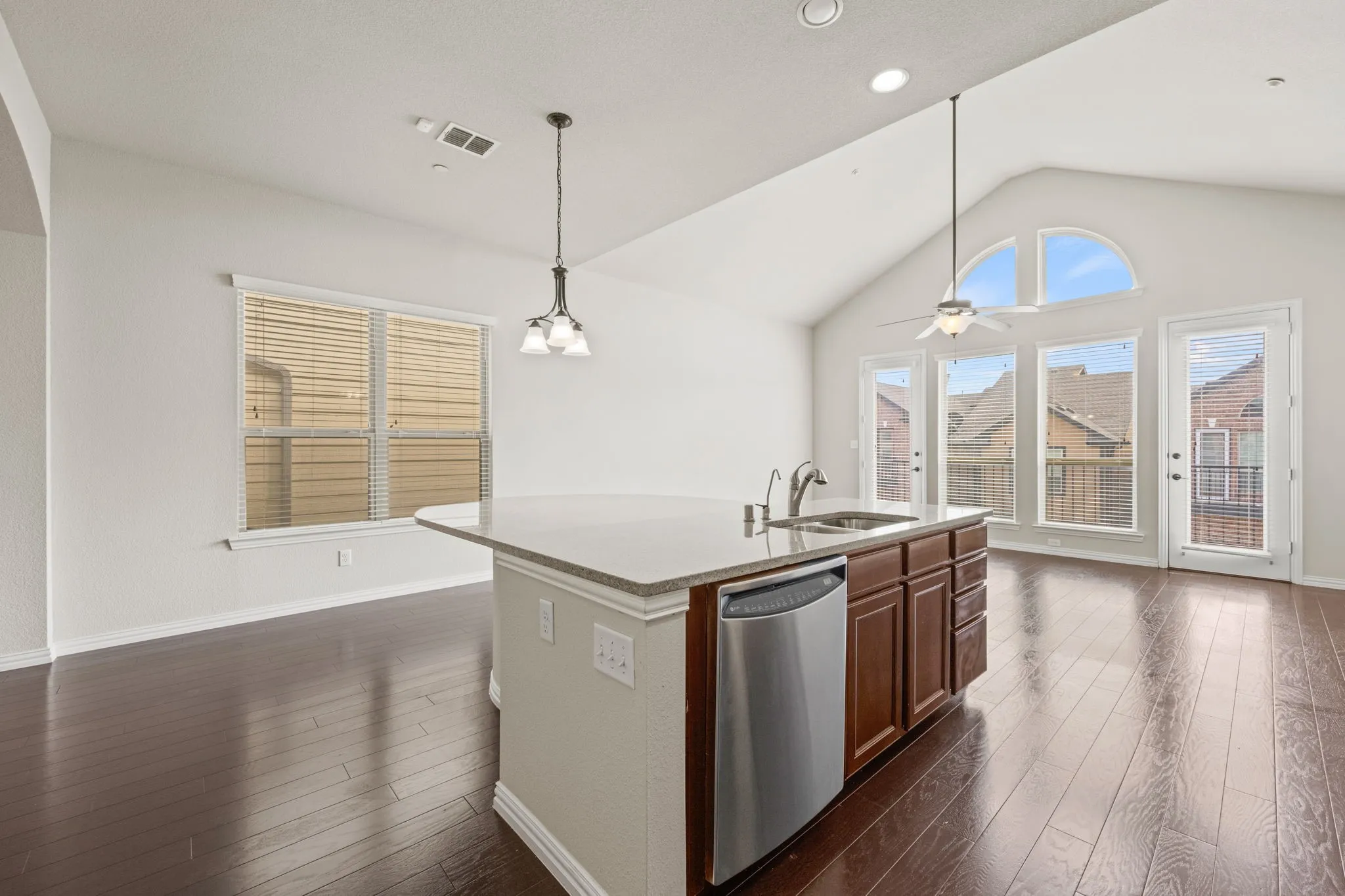 Island/Dishwasher