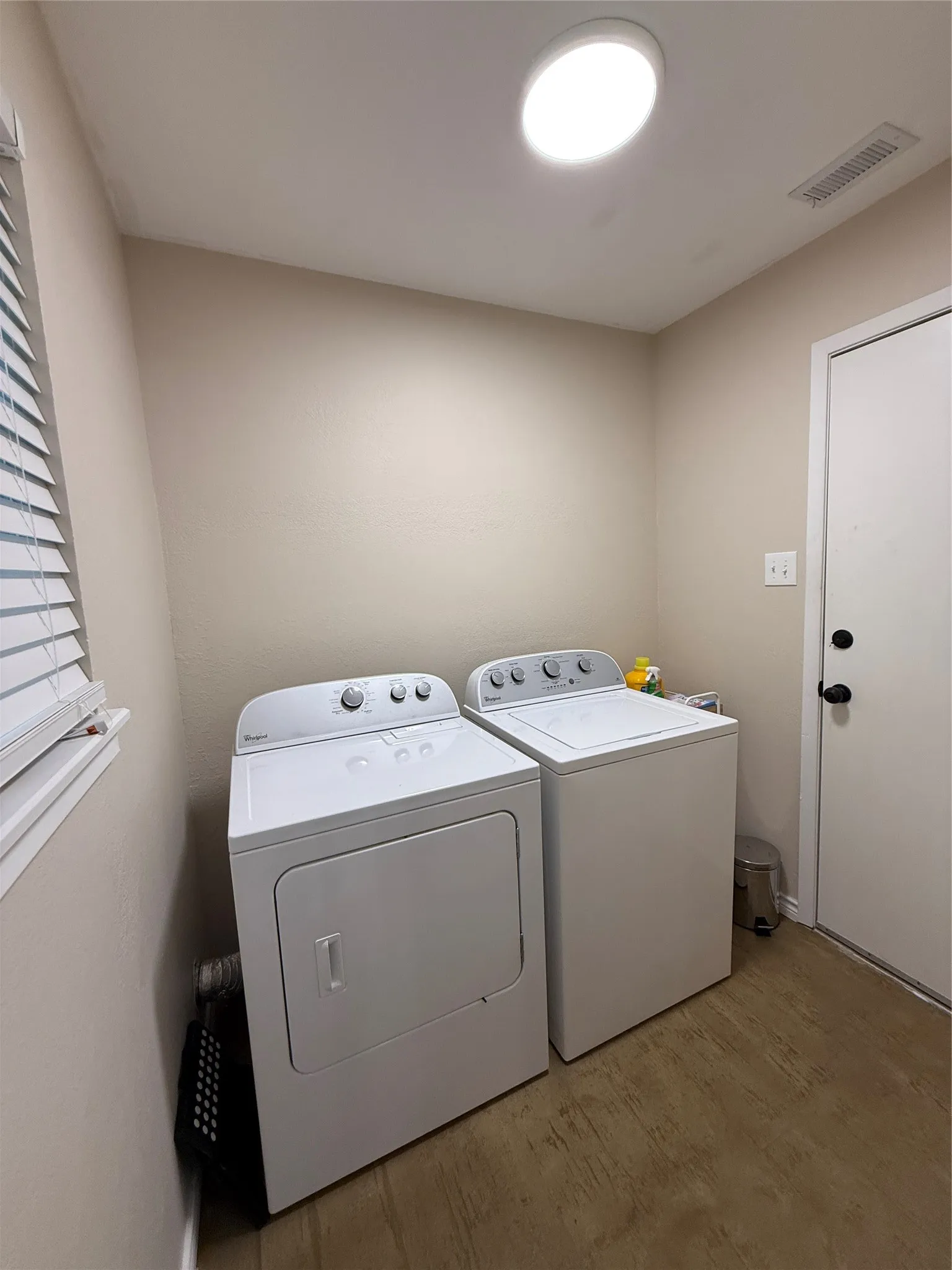 Single Family Residence For Sale in Erath County , 1530 W Groesbeck Street, Stephenville, Texas 76401, 3 Bedrooms, 2 Bathrooms, 1 Garage spaces, 1,207 Sqft, built in 1983, Price $285,000, mls#21322954, Real Estate Agent in Stephenville, Homes For Sale in Erath county, Homes For Sale in Stephenville, Realtor in Stephenville Texas, Real Estate Brokerage Independent Realty Texas, Luminita Cordes Realtor