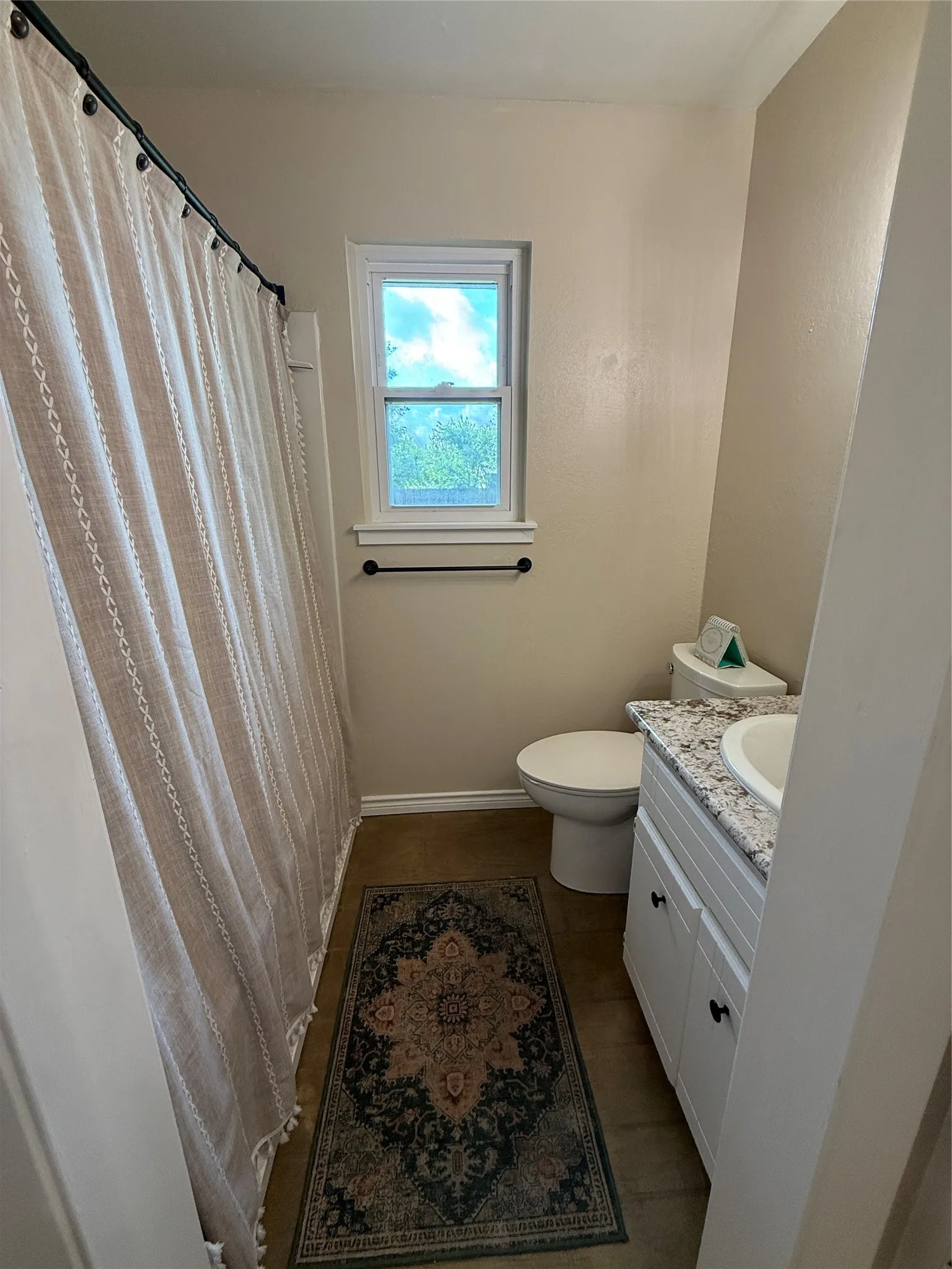 Single Family Residence For Sale in Erath County , 1530 W Groesbeck Street, Stephenville, Texas 76401, 3 Bedrooms, 2 Bathrooms, 1 Garage spaces, 1,207 Sqft, built in 1983, Price $285,000, mls#21322954, Real Estate Agent in Stephenville, Homes For Sale in Erath county, Homes For Sale in Stephenville, Realtor in Stephenville Texas, Real Estate Brokerage Independent Realty Texas, Luminita Cordes Realtor