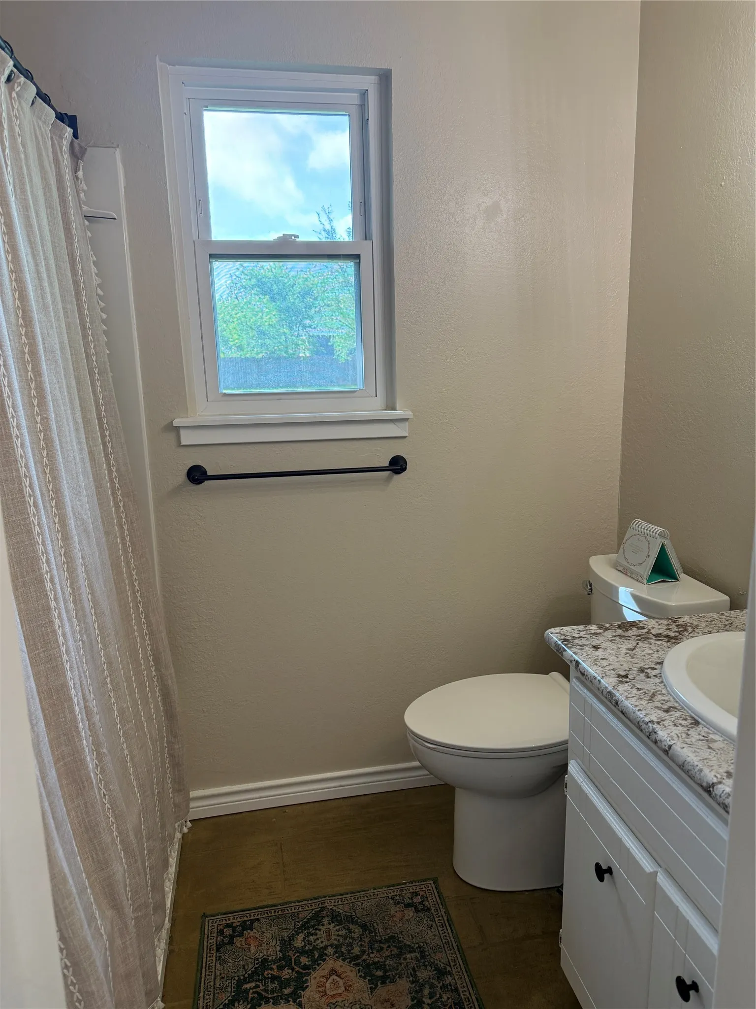 Single Family Residence For Sale in Erath County , 1530 W Groesbeck Street, Stephenville, Texas 76401, 3 Bedrooms, 2 Bathrooms, 1 Garage spaces, 1,207 Sqft, built in 1983, Price $285,000, mls#21322954, Real Estate Agent in Stephenville, Homes For Sale in Erath county, Homes For Sale in Stephenville, Realtor in Stephenville Texas, Real Estate Brokerage Independent Realty Texas, Luminita Cordes Realtor
