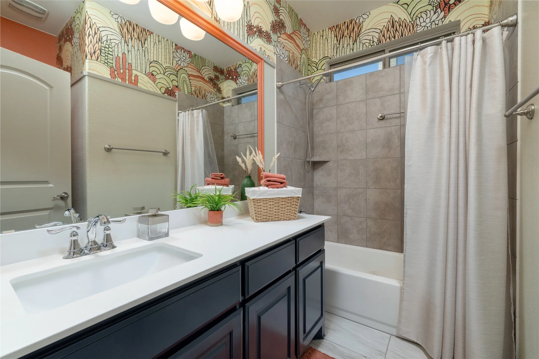 Full bath anchoring secondary bedrooms