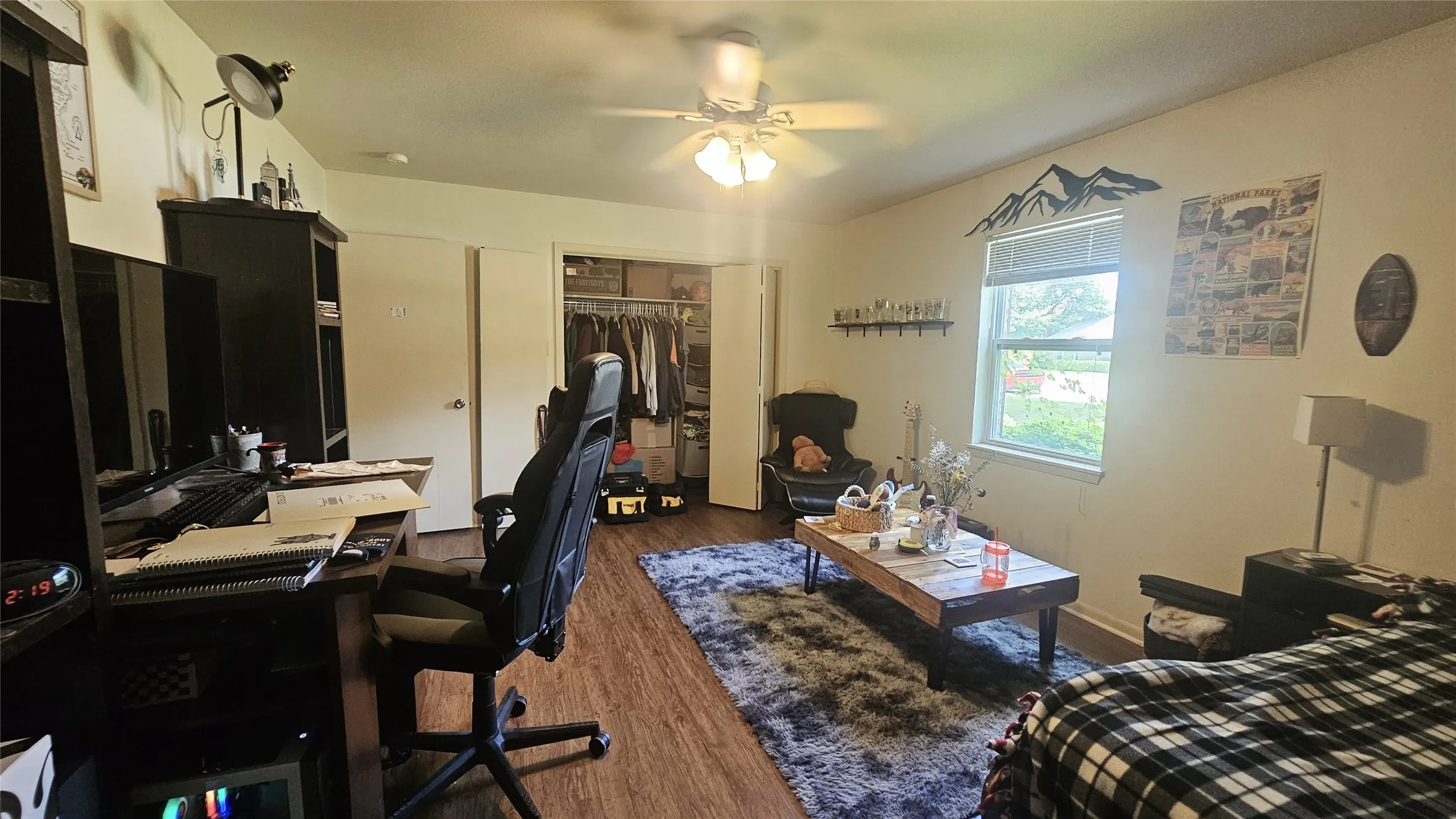 Single Family Residence For Rent in Denton County , 425 Mimosa Drive, Denton, Texas 76201, 6 Bedrooms, 3 Bathrooms, 2 Garage spaces, 2,230 Sqft, built in 1963, Price $2,800, mls#21327341, Real Estate Agent in Denton, Homes For Rent in Denton county, Homes For Rent in Denton, Realtor in Denton Texas, Real Estate Brokerage Independent Realty Texas, Luminita Cordes Realtor