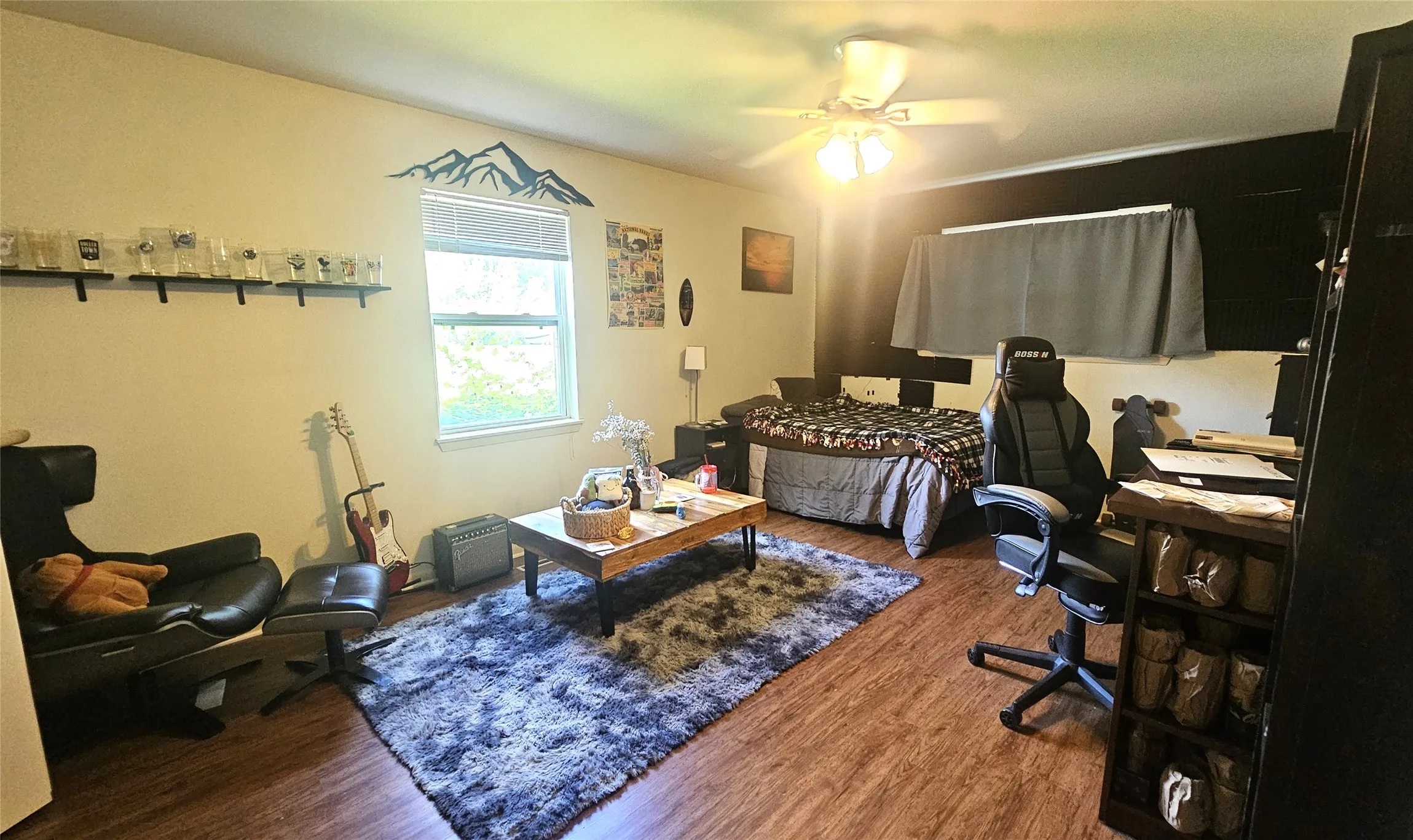 Single Family Residence For Rent in Denton County , 425 Mimosa Drive, Denton, Texas 76201, 6 Bedrooms, 3 Bathrooms, 2 Garage spaces, 2,230 Sqft, built in 1963, Price $2,800, mls#21327341, Real Estate Agent in Denton, Homes For Rent in Denton county, Homes For Rent in Denton, Realtor in Denton Texas, Real Estate Brokerage Independent Realty Texas, Luminita Cordes Realtor