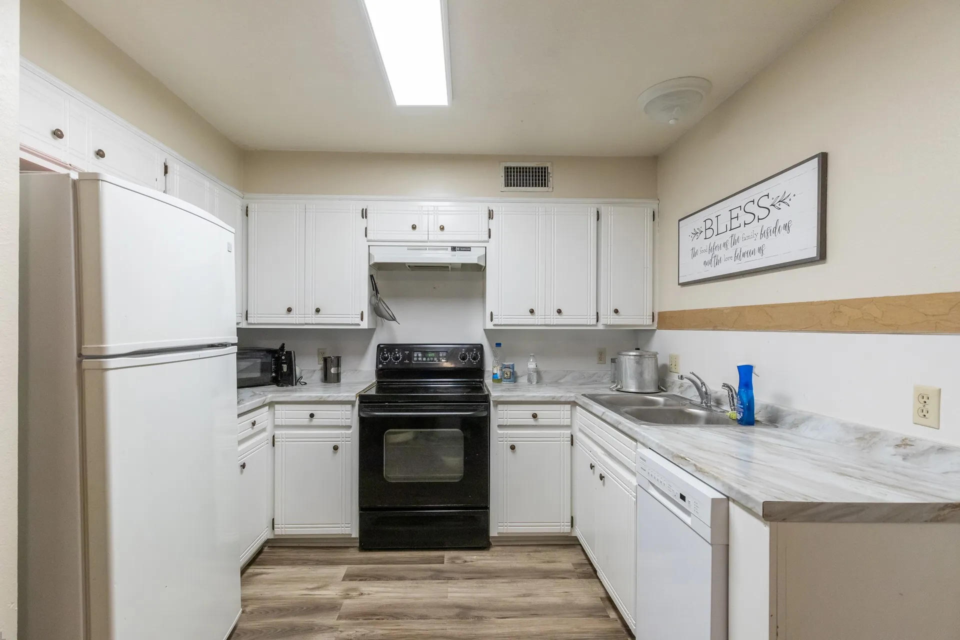 Quadruplex For Sale in Taylor County , 3725 Patty Lynne Street, Abilene, Texas 79606, 8 Bedroom, 8 Bathroom, 4 Garage spaces, 4,096 Sqft, built in 1984, mls#21324651, Real Estate Agent in Abilene, Homes For Sale in Taylor county, Homes For Sale in Abilene, Realtor in Abilene Texas, Real Estate Brokerage Independent Realty Texas, Luminita Cordes Realtor