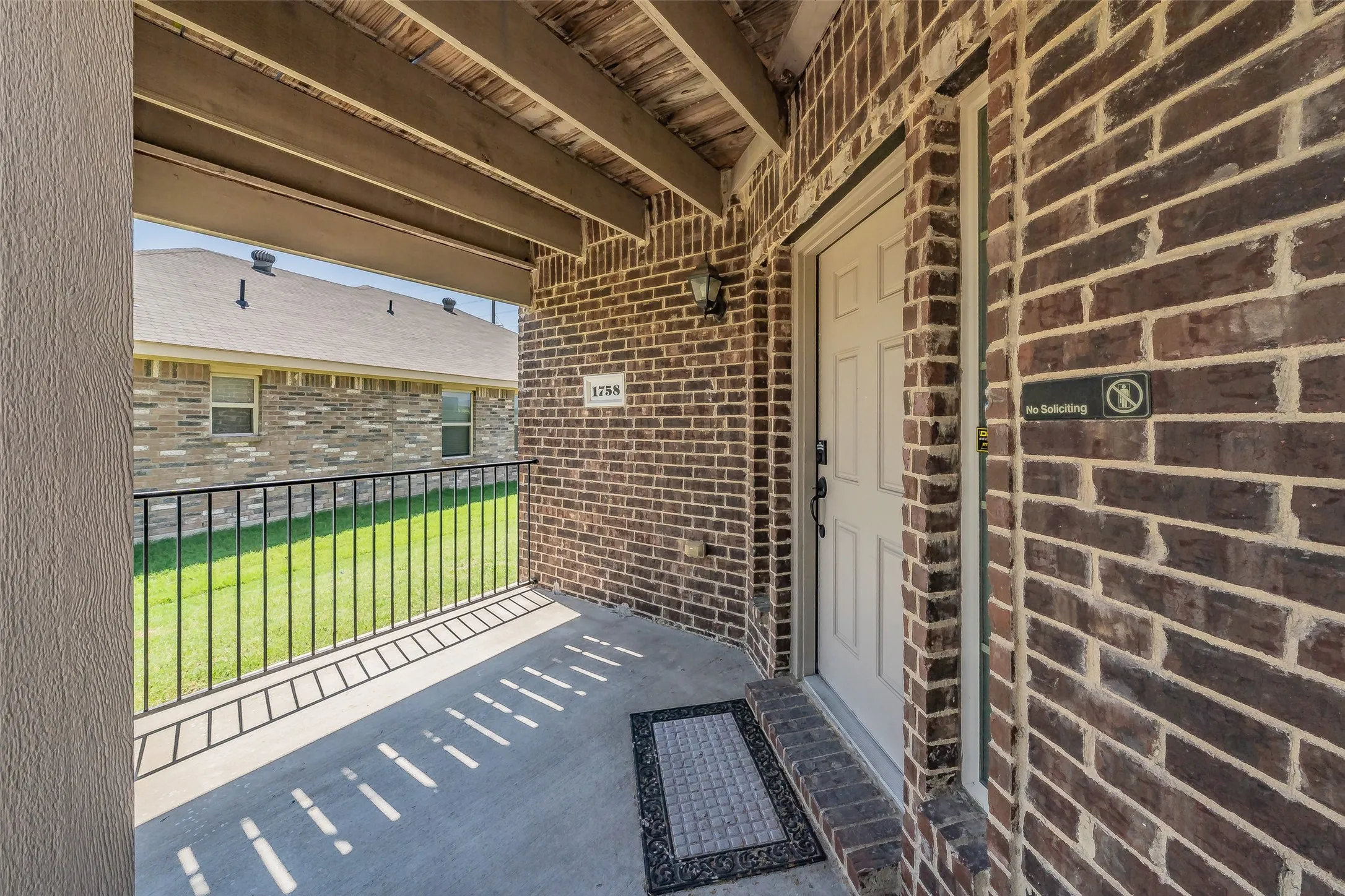 Single Family Residence For Sale in Dallas County , 1758 Overlook Drive, Lancaster, Texas 75146, 3 Bedroom, 3 Bathroom, 2 Garage spaces, 1,979 Sqft, built in 2016, mls#21327335, Real Estate Agent in Lancaster, Homes For Sale in Dallas county, Homes For Sale in Lancaster, Realtor in Lancaster Texas, Real Estate Brokerage Independent Realty Texas, Luminita Cordes Realtor