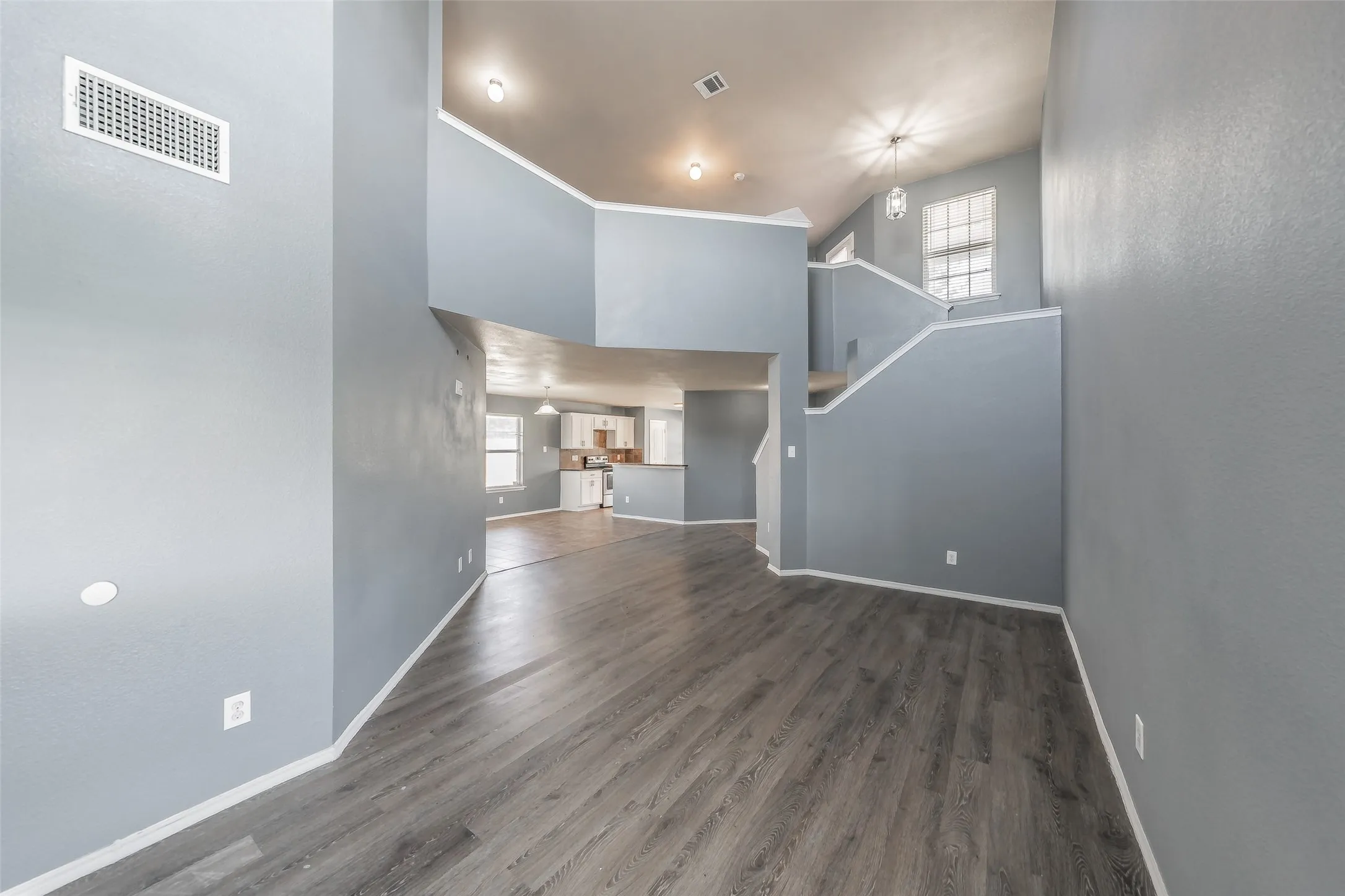 Single Family Residence For Sale in Dallas County , 1758 Overlook Drive, Lancaster, Texas 75146, 3 Bedroom, 3 Bathroom, 2 Garage spaces, 1,979 Sqft, built in 2016, mls#21327335, Real Estate Agent in Lancaster, Homes For Sale in Dallas county, Homes For Sale in Lancaster, Realtor in Lancaster Texas, Real Estate Brokerage Independent Realty Texas, Luminita Cordes Realtor