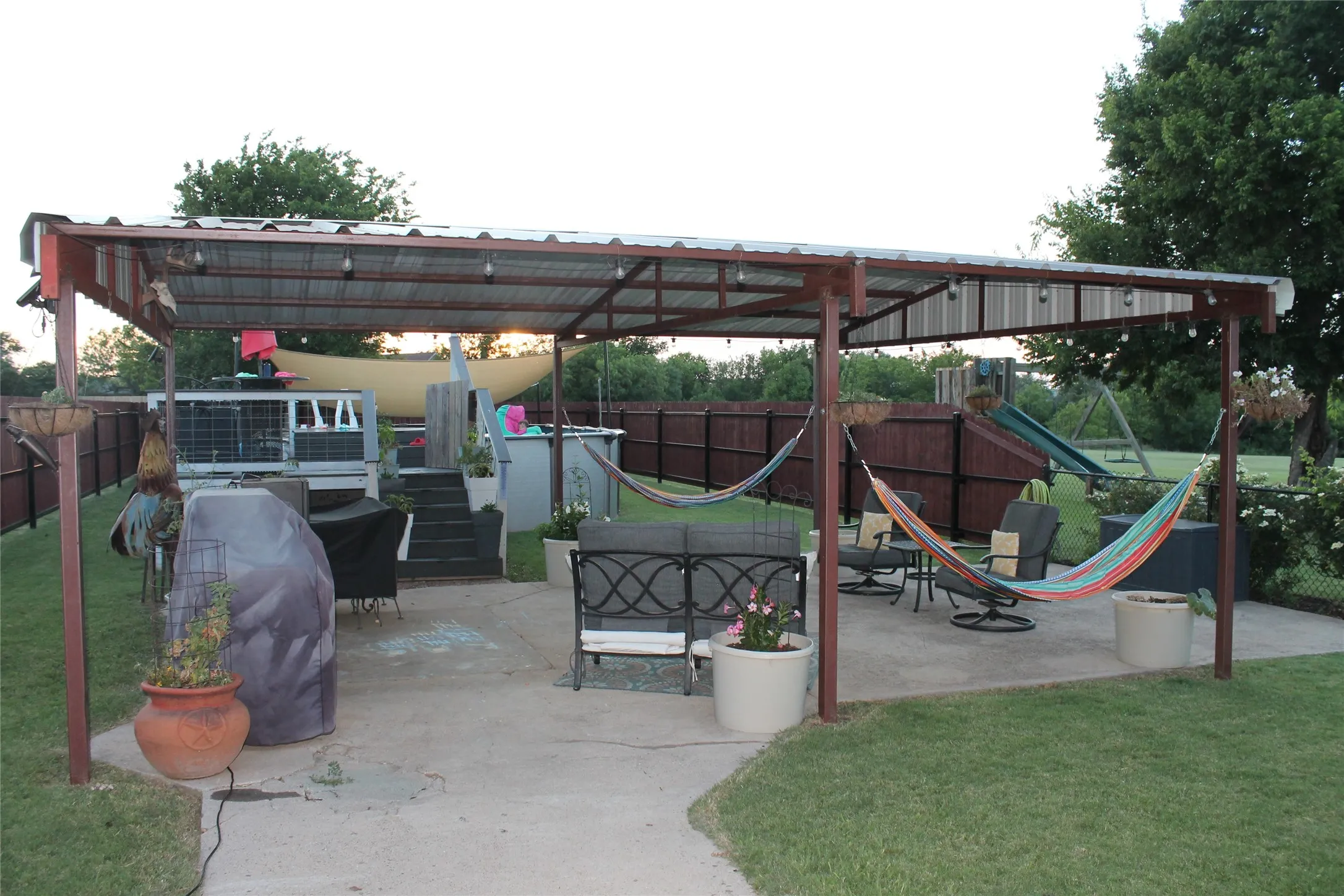 Single Family Residence For Sale in Wise County , 121 Port O Call Court, Runaway Bay, Texas 76426, 3 Bedroom, 3 Bathroom, 2 Garage spaces, 3,326 Sqft, built in 1978, mls#21317632, Real Estate Agent in Runaway Bay, Homes For Sale in Wise county, Homes For Sale in Runaway Bay, Realtor in Runaway Bay Texas, Real Estate Brokerage Independent Realty Texas, Luminita Cordes Realtor