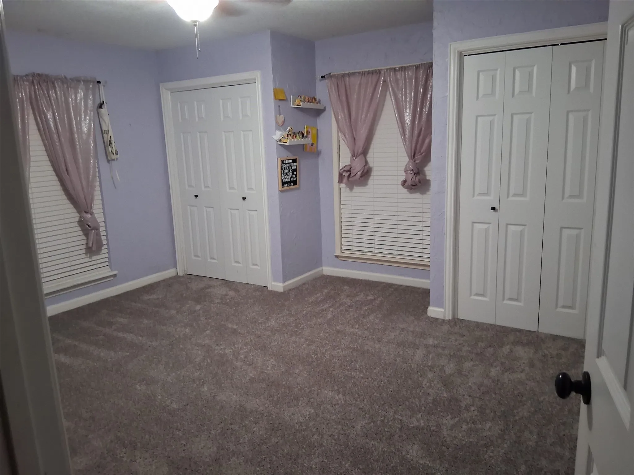 Single Family Residence For Sale in Wise County , 121 Port O Call Court, Runaway Bay, Texas 76426, 3 Bedroom, 3 Bathroom, 2 Garage spaces, 3,326 Sqft, built in 1978, mls#21317632, Real Estate Agent in Runaway Bay, Homes For Sale in Wise county, Homes For Sale in Runaway Bay, Realtor in Runaway Bay Texas, Real Estate Brokerage Independent Realty Texas, Luminita Cordes Realtor