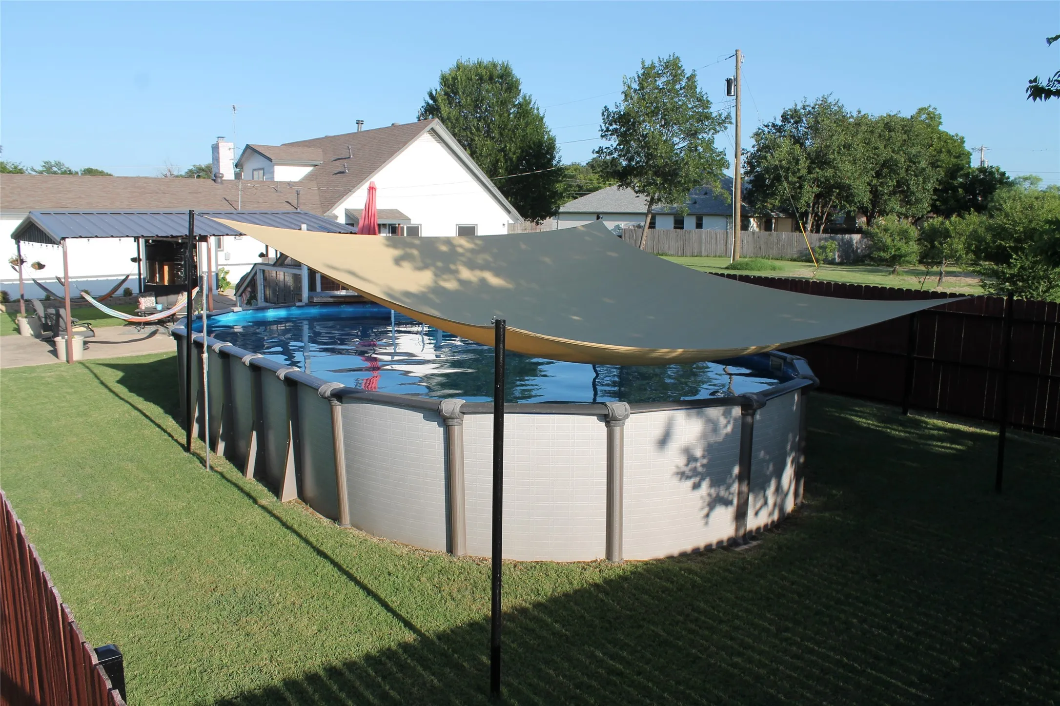 Single Family Residence For Sale in Wise County , 121 Port O Call Court, Runaway Bay, Texas 76426, 3 Bedroom, 3 Bathroom, 2 Garage spaces, 3,326 Sqft, built in 1978, mls#21317632, Real Estate Agent in Runaway Bay, Homes For Sale in Wise county, Homes For Sale in Runaway Bay, Realtor in Runaway Bay Texas, Real Estate Brokerage Independent Realty Texas, Luminita Cordes Realtor