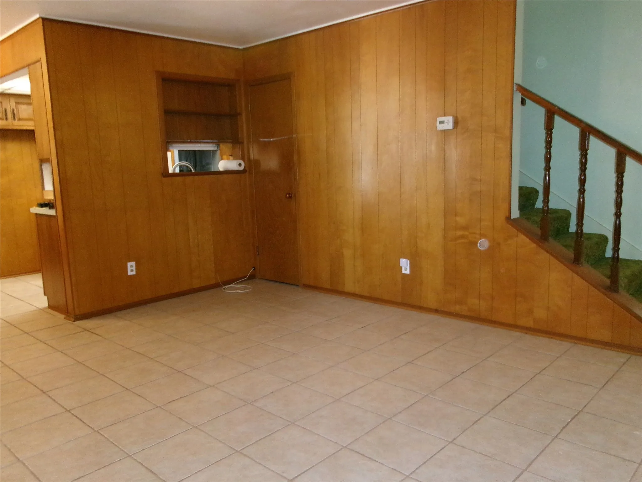 Single Family Residence For Sale in Tarrant County , 1208 Academy Drive, Arlington, Texas 76013, 5 Bedroom, 3 Bathroom, 2 Garage spaces, 2,303 Sqft, built in 1964, mls#21323751, Real Estate Agent in Arlington, Homes For Sale in Tarrant county, Homes For Sale in Arlington, Realtor in Arlington Texas, Real Estate Brokerage Independent Realty Texas, Luminita Cordes Realtor