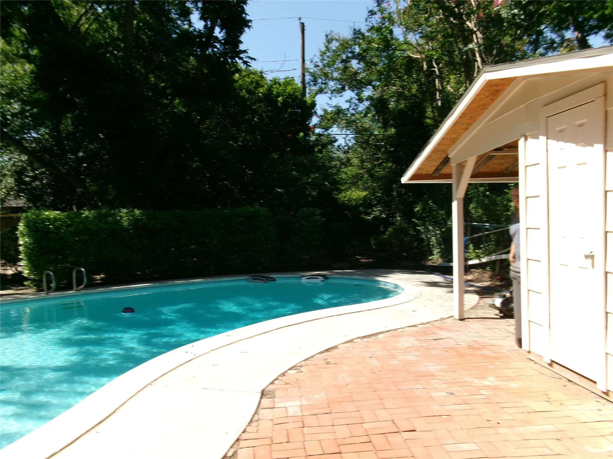 Single Family Residence For Sale in Tarrant County , 1208 Academy Drive, Arlington, Texas 76013, 5 Bedroom, 3 Bathroom, 2 Garage spaces, 2,303 Sqft, built in 1964, mls#21323751, Real Estate Agent in Arlington, Homes For Sale in Tarrant county, Homes For Sale in Arlington, Realtor in Arlington Texas, Real Estate Brokerage Independent Realty Texas, Luminita Cordes Realtor