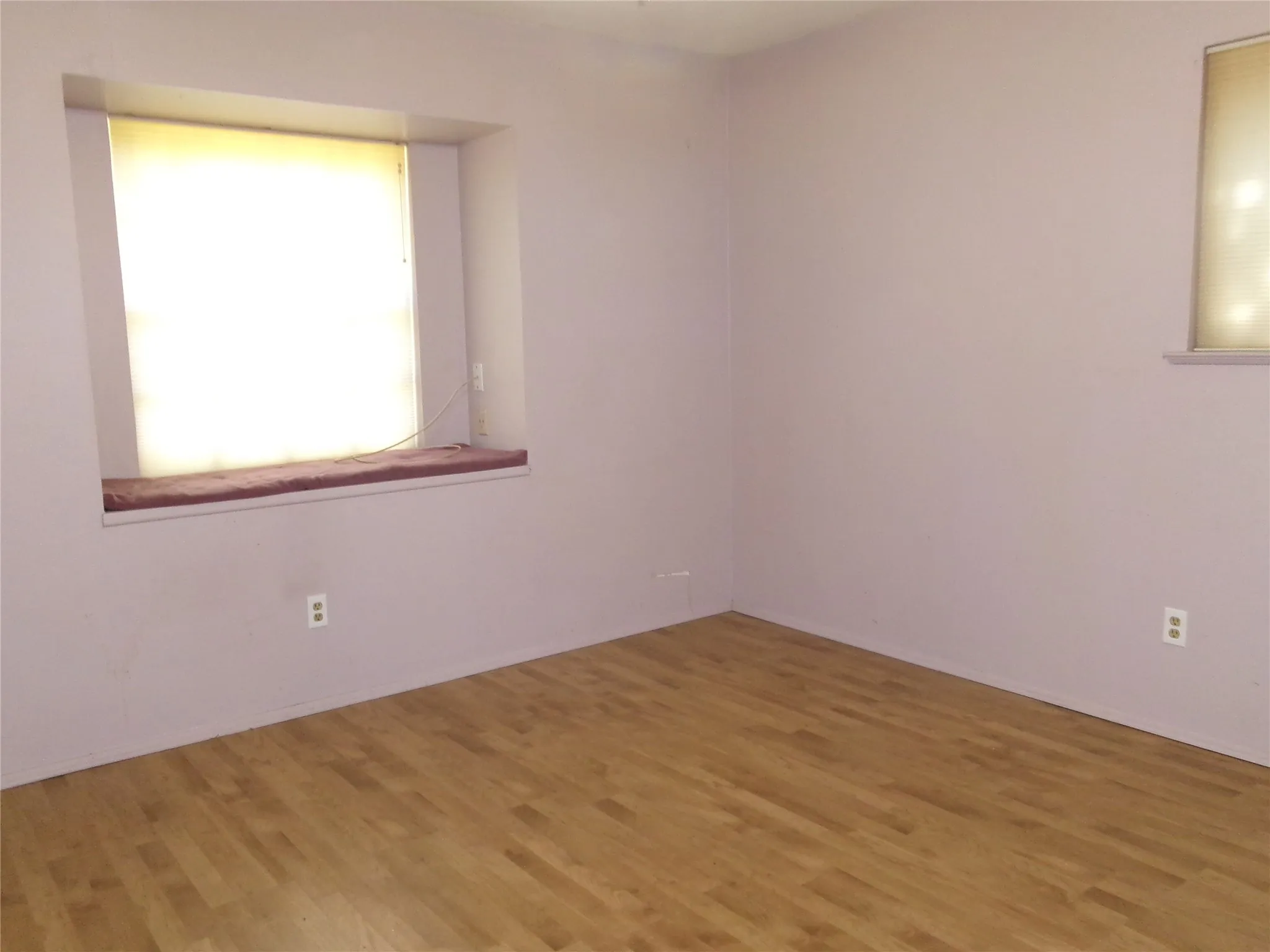 Single Family Residence For Sale in Tarrant County , 1208 Academy Drive, Arlington, Texas 76013, 5 Bedroom, 3 Bathroom, 2 Garage spaces, 2,303 Sqft, built in 1964, mls#21323751, Real Estate Agent in Arlington, Homes For Sale in Tarrant county, Homes For Sale in Arlington, Realtor in Arlington Texas, Real Estate Brokerage Independent Realty Texas, Luminita Cordes Realtor