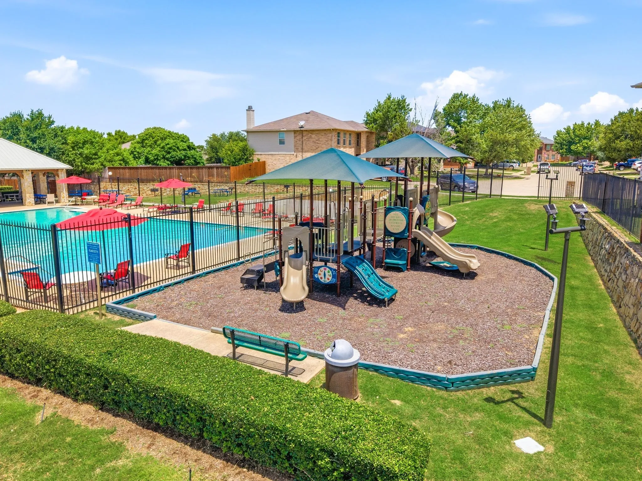 Single Family Residence For Sale in Denton County , 1828 Kittredge Way, Fort Worth, Texas 76247, 3 Bedroom, 3 Bathroom, 2 Garage spaces, 2,318 Sqft, built in 2006, mls#21319032, Real Estate Agent in Fort Worth, Homes For Sale in Denton county, Homes For Sale in Fort Worth, Realtor in Fort Worth Texas, Real Estate Brokerage Independent Realty Texas, Luminita Cordes Realtor