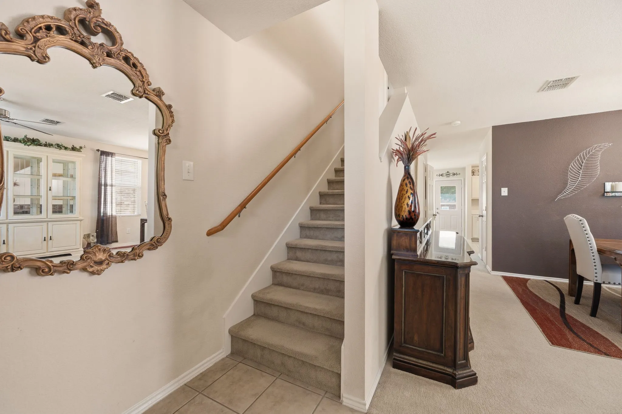 Single Family Residence For Sale in Denton County , 1828 Kittredge Way, Fort Worth, Texas 76247, 3 Bedroom, 3 Bathroom, 2 Garage spaces, 2,318 Sqft, built in 2006, mls#21319032, Real Estate Agent in Fort Worth, Homes For Sale in Denton county, Homes For Sale in Fort Worth, Realtor in Fort Worth Texas, Real Estate Brokerage Independent Realty Texas, Luminita Cordes Realtor