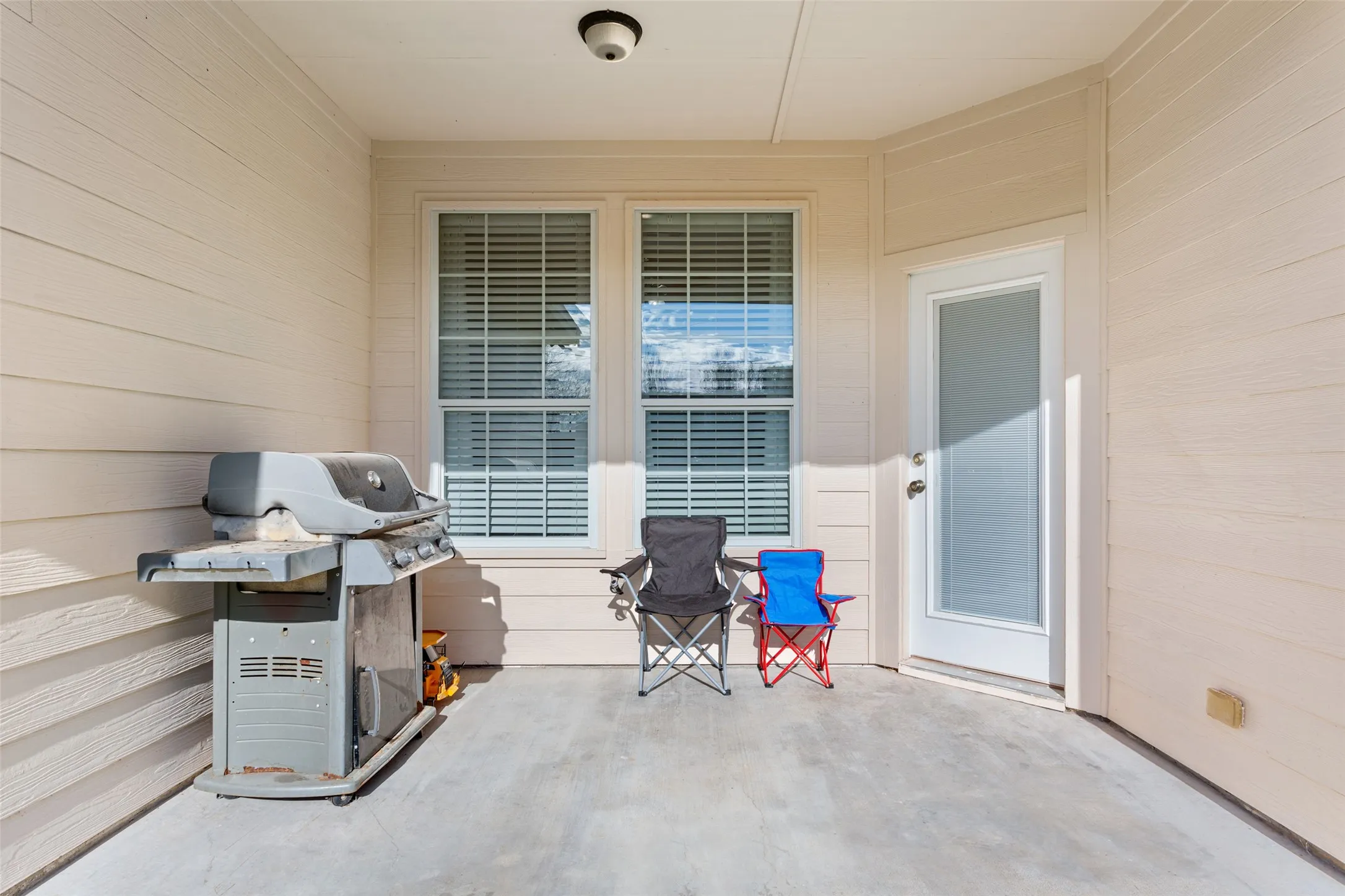 Single Family Residence For Sale in Mc Lennan County , 187 Ashland Drive, Woodway, Texas 76712, 3 Bedroom, 2 Bathroom, 2 Garage spaces, 1,253 Sqft, built in 2012, mls#21325429, Real Estate Agent in Woodway, Homes For Sale in Mc Lennan county, Homes For Sale in Woodway, Realtor in Woodway Texas, Real Estate Brokerage Independent Realty Texas, Luminita Cordes Realtor