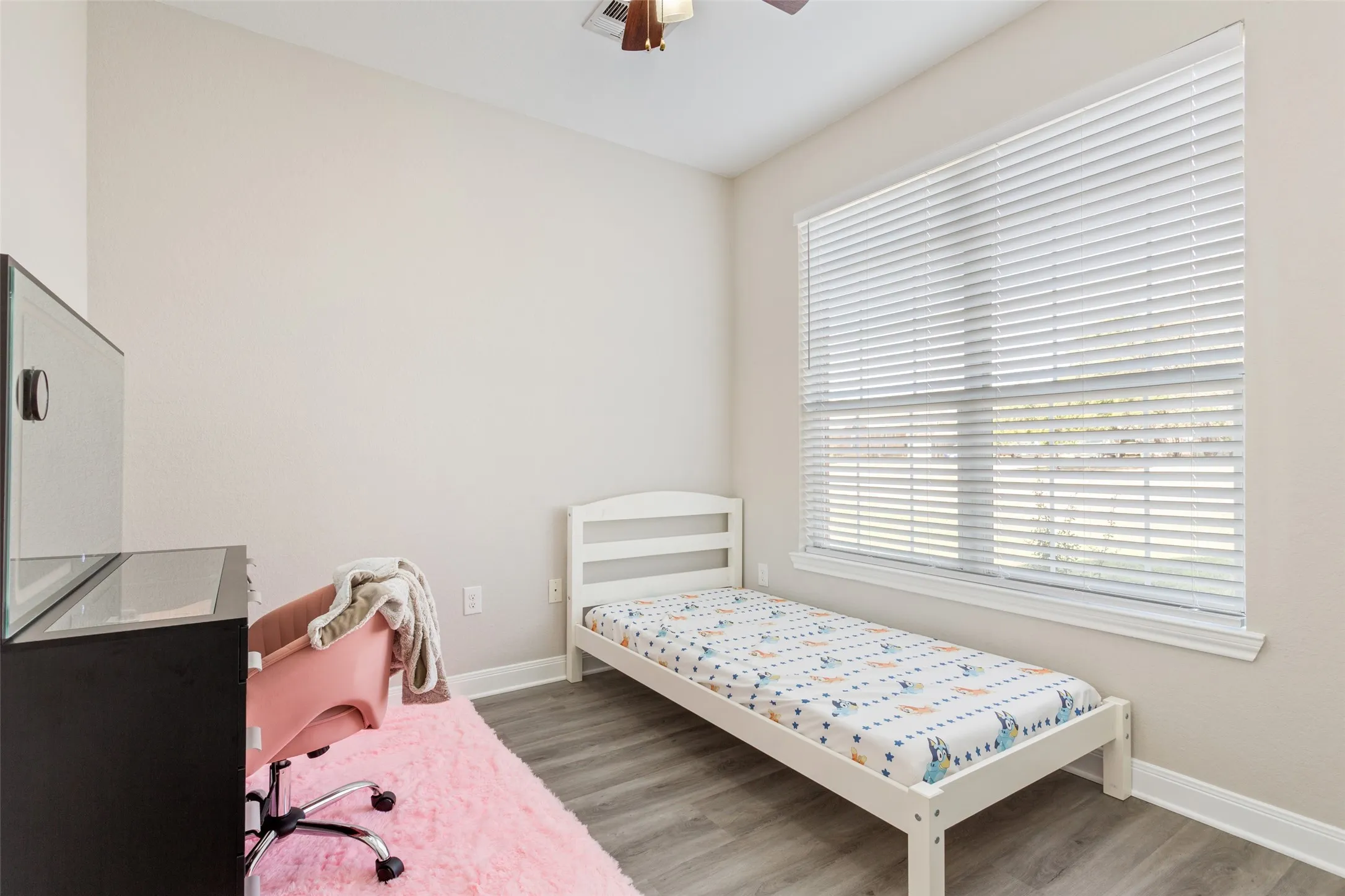 Single Family Residence For Sale in Mc Lennan County , 187 Ashland Drive, Woodway, Texas 76712, 3 Bedroom, 2 Bathroom, 2 Garage spaces, 1,253 Sqft, built in 2012, mls#21325429, Real Estate Agent in Woodway, Homes For Sale in Mc Lennan county, Homes For Sale in Woodway, Realtor in Woodway Texas, Real Estate Brokerage Independent Realty Texas, Luminita Cordes Realtor