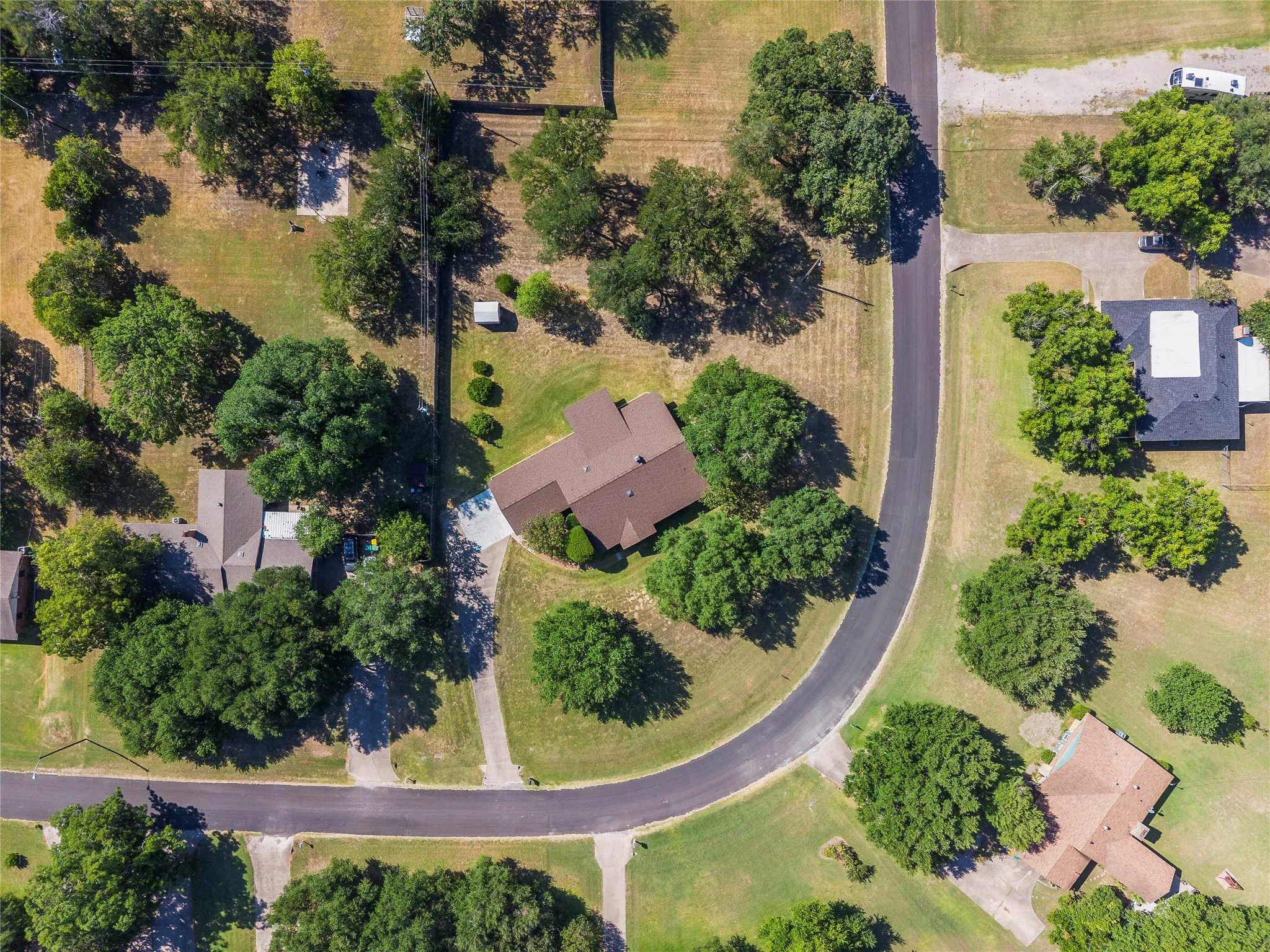 Single Family Residence For Sale in Mc Lennan County , 501 Brint Lane, Robinson, Texas 76706, 3 Bedroom, 3 Bathroom, 2 Garage spaces, 2,800 Sqft, built in 1982, mls#21282906, Real Estate Agent in Robinson, Homes For Sale in Mc Lennan county, Homes For Sale in Robinson, Realtor in Robinson Texas, Real Estate Brokerage Independent Realty Texas, Luminita Cordes Realtor