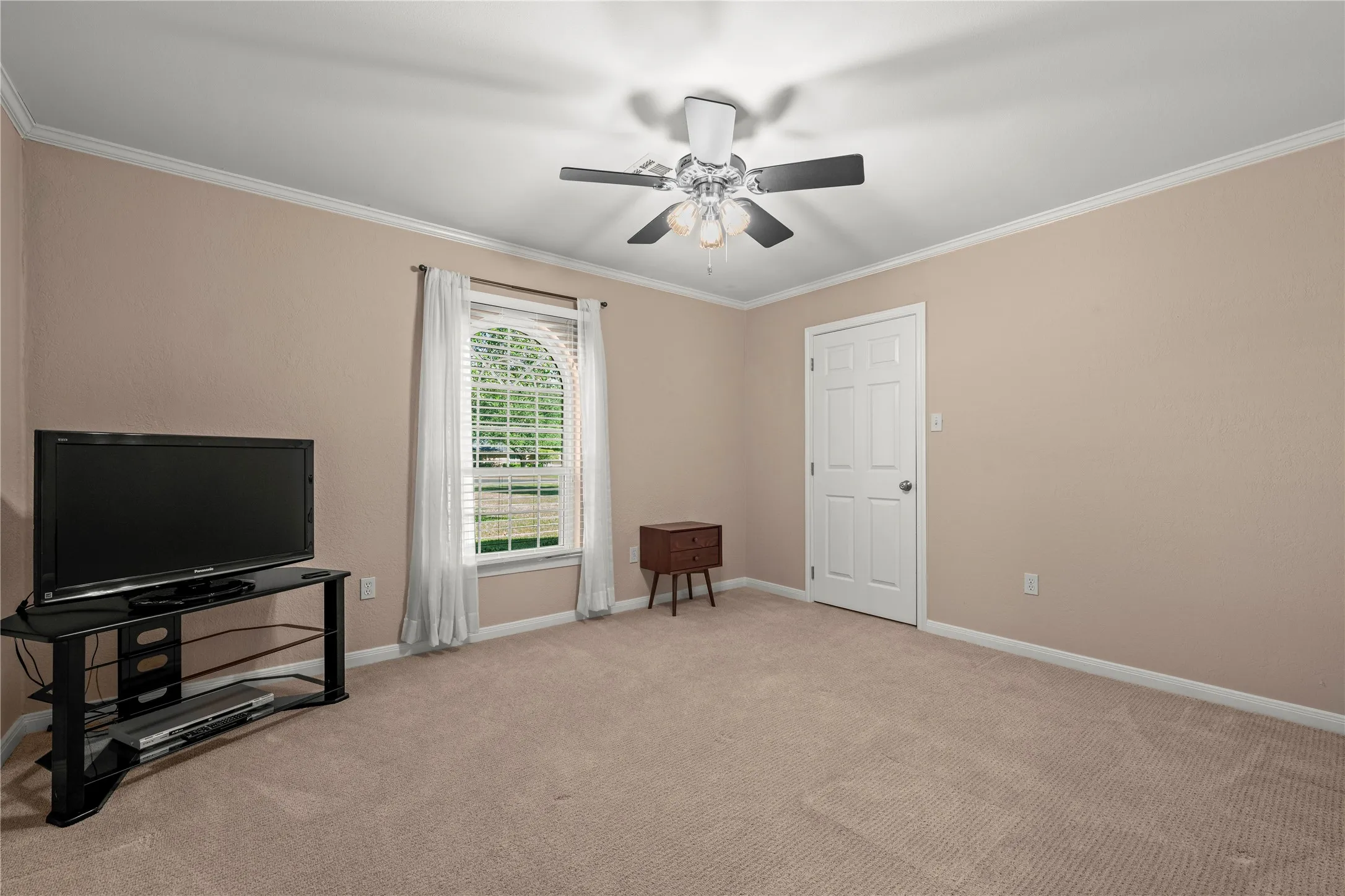 Single Family Residence For Sale in Mc Lennan County , 501 Brint Lane, Robinson, Texas 76706, 3 Bedroom, 3 Bathroom, 2 Garage spaces, 2,800 Sqft, built in 1982, mls#21282906, Real Estate Agent in Robinson, Homes For Sale in Mc Lennan county, Homes For Sale in Robinson, Realtor in Robinson Texas, Real Estate Brokerage Independent Realty Texas, Luminita Cordes Realtor