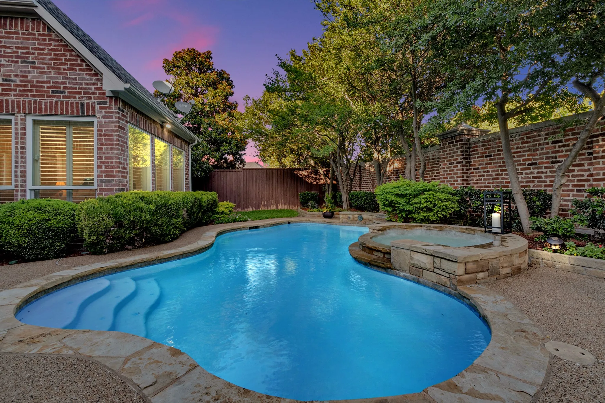 Single Family Residence For Sale in Collin County , 5048 Castle Creek Lane, Plano, Texas 75093, 4 Bedroom, 5 Bathroom, 3 Garage spaces, 6,348 Sqft, built in 2001, mls#21326389, Real Estate Agent in Plano, Homes For Sale in Collin county, Homes For Sale in Plano, Realtor in Plano Texas, Real Estate Brokerage Independent Realty Texas, Luminita Cordes Realtor