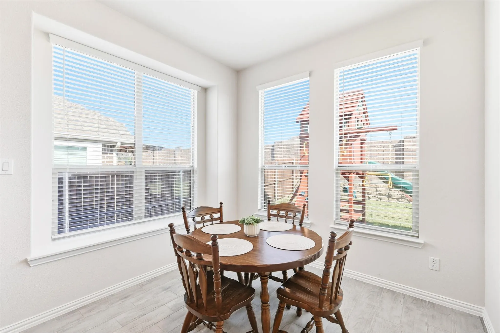 Single Family Residence For Sale in Denton County , 14868 Gilley Lane, Fort Worth, Texas 76052, 4 Bedroom, 5 Bathroom, 2 Garage spaces, 3,575 Sqft, built in 2019, mls#21321822, Real Estate Agent in Fort Worth, Homes For Sale in Denton county, Homes For Sale in Fort Worth, Realtor in Fort Worth Texas, Real Estate Brokerage Independent Realty Texas, Luminita Cordes Realtor