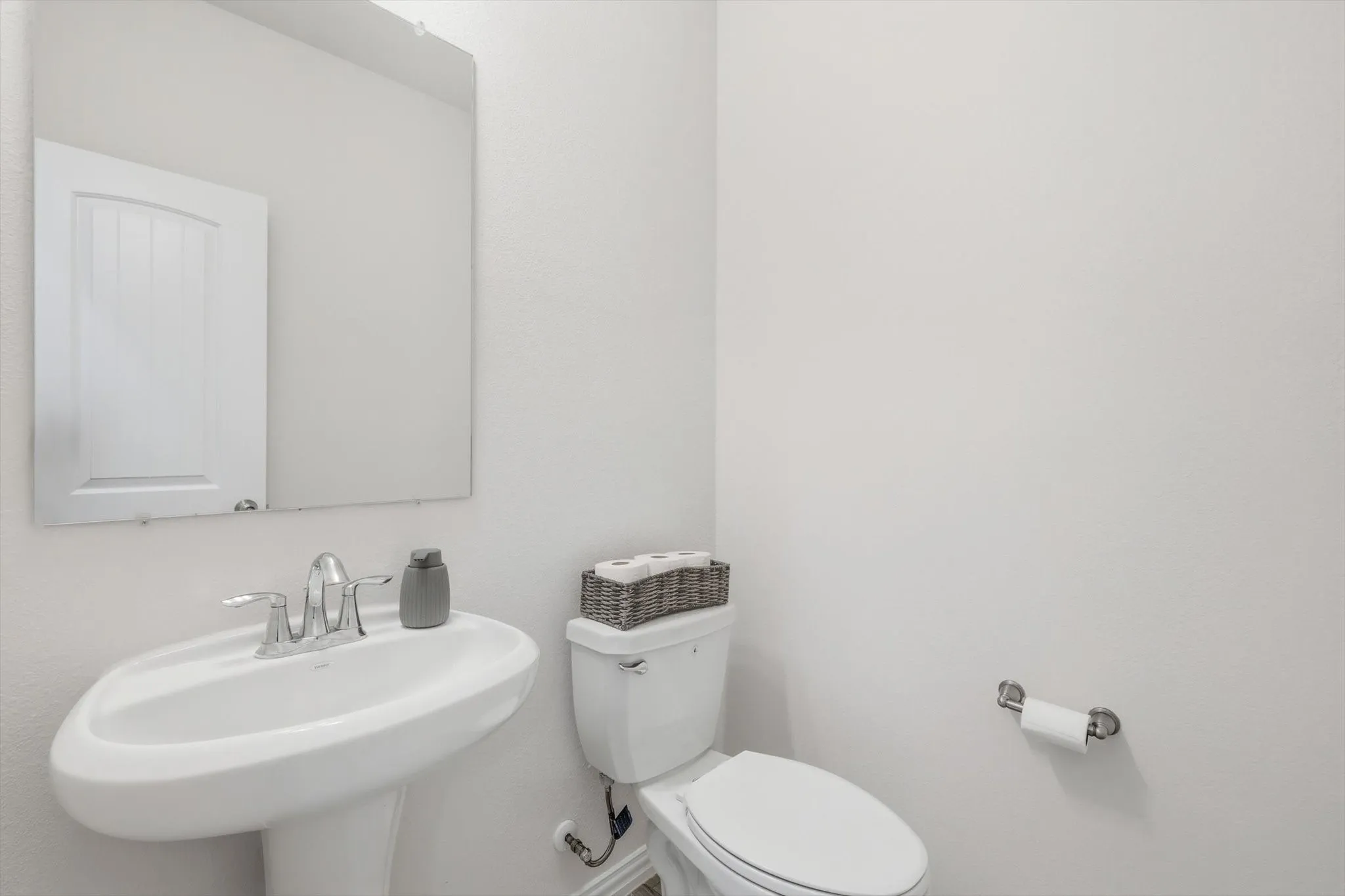 Single Family Residence For Sale in Denton County , 14868 Gilley Lane, Fort Worth, Texas 76052, 4 Bedroom, 5 Bathroom, 2 Garage spaces, 3,575 Sqft, built in 2019, mls#21321822, Real Estate Agent in Fort Worth, Homes For Sale in Denton county, Homes For Sale in Fort Worth, Realtor in Fort Worth Texas, Real Estate Brokerage Independent Realty Texas, Luminita Cordes Realtor