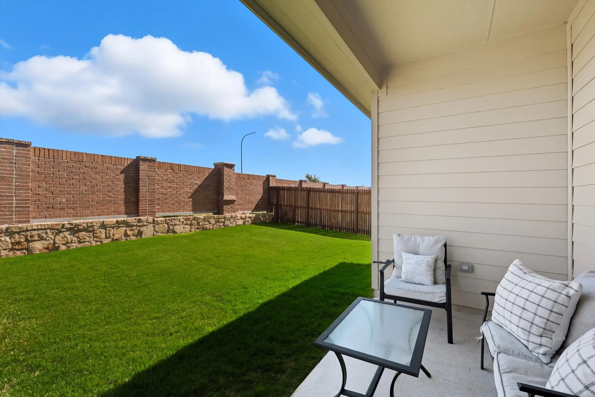 Single Family Residence For Sale in Denton County , 14868 Gilley Lane, Fort Worth, Texas 76052, 4 Bedroom, 5 Bathroom, 2 Garage spaces, 3,575 Sqft, built in 2019, mls#21321822, Real Estate Agent in Fort Worth, Homes For Sale in Denton county, Homes For Sale in Fort Worth, Realtor in Fort Worth Texas, Real Estate Brokerage Independent Realty Texas, Luminita Cordes Realtor