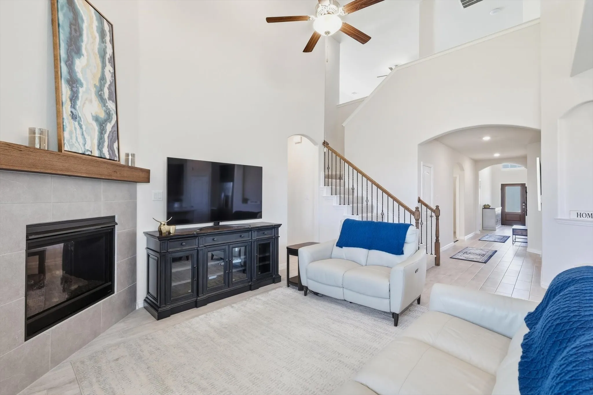 Single Family Residence For Sale in Denton County , 14868 Gilley Lane, Fort Worth, Texas 76052, 4 Bedroom, 5 Bathroom, 2 Garage spaces, 3,575 Sqft, built in 2019, mls#21321822, Real Estate Agent in Fort Worth, Homes For Sale in Denton county, Homes For Sale in Fort Worth, Realtor in Fort Worth Texas, Real Estate Brokerage Independent Realty Texas, Luminita Cordes Realtor