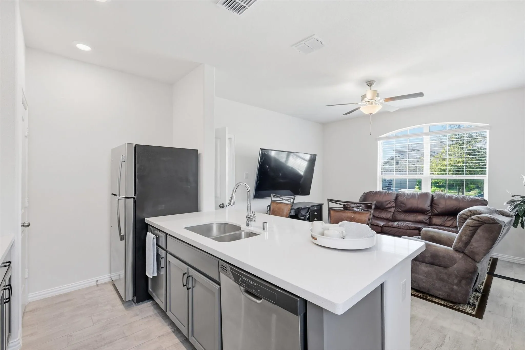 Single Family Residence For Sale in Denton County , 14868 Gilley Lane, Fort Worth, Texas 76052, 4 Bedroom, 5 Bathroom, 2 Garage spaces, 3,575 Sqft, built in 2019, mls#21321822, Real Estate Agent in Fort Worth, Homes For Sale in Denton county, Homes For Sale in Fort Worth, Realtor in Fort Worth Texas, Real Estate Brokerage Independent Realty Texas, Luminita Cordes Realtor