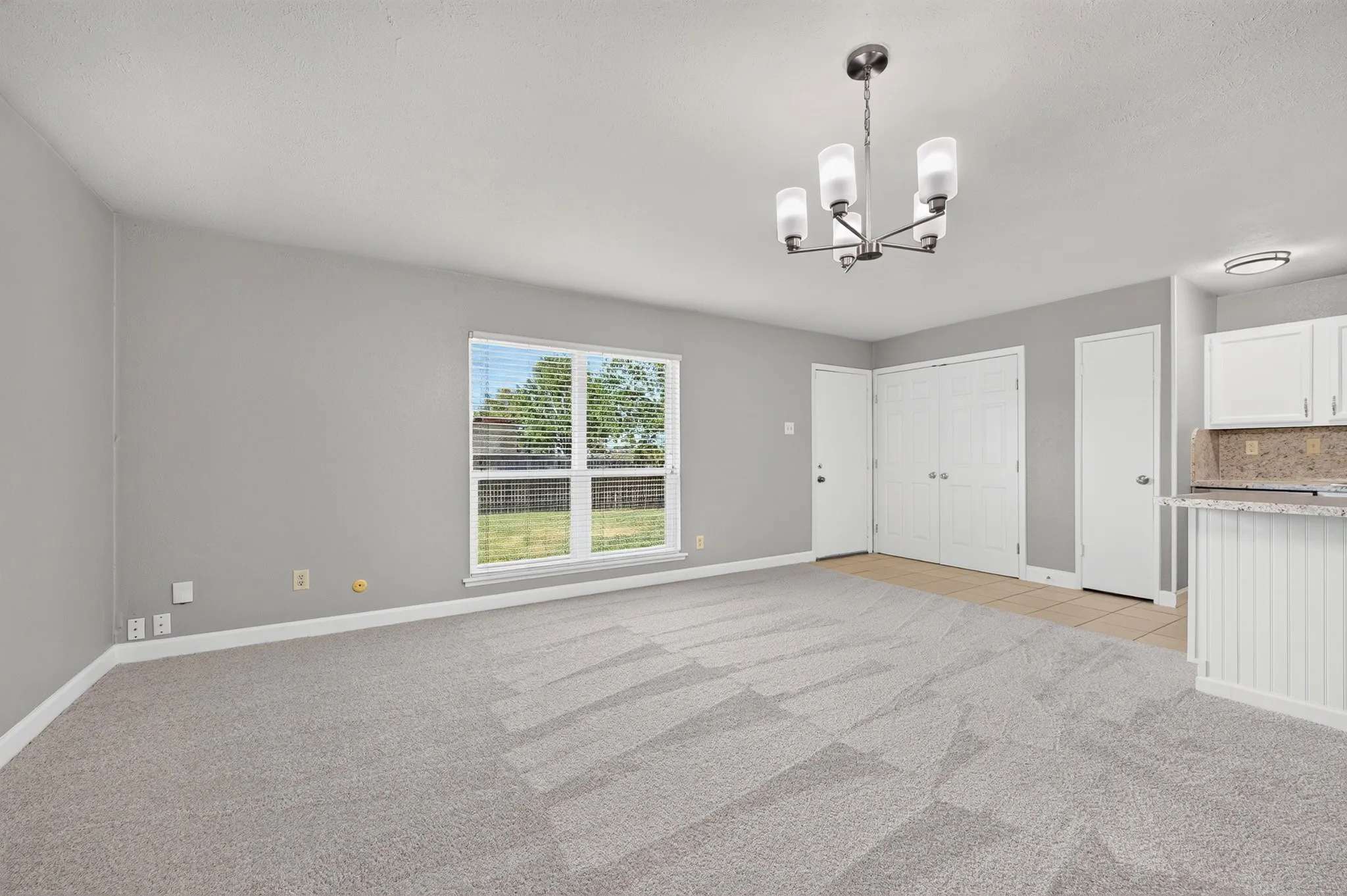 Single Family Residence For Sale in Collin County , 555 Hawthorne Drive, Allen, Texas 75002, 3 Bedroom, 2 Bathroom, 1 Garage spaces, 1,260 Sqft, built in 1976, mls#21327210, Real Estate Agent in Allen, Homes For Sale in Collin county, Homes For Sale in Allen, Realtor in Allen Texas, Real Estate Brokerage Independent Realty Texas, Luminita Cordes Realtor