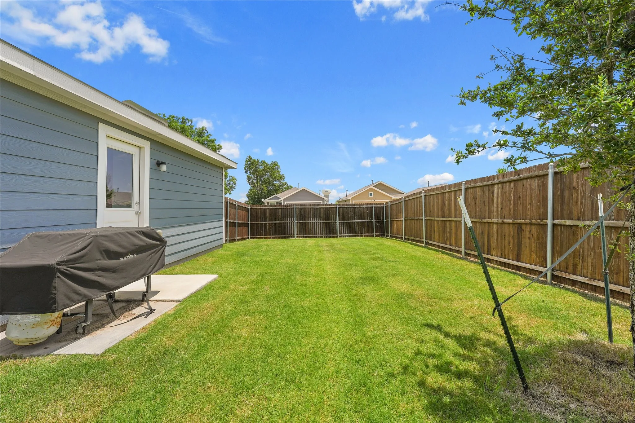 Single Family Residence For Sale in Collin County , 3105 Coyote Way, Mc Kinney, Texas 75071, 3 Bedroom, 2 Bathroom, 2 Garage spaces, 1,407 Sqft, built in 2021, mls#21324965, Real Estate Agent in Mc Kinney, Homes For Sale in Collin county, Homes For Sale in Mc Kinney, Realtor in Mc Kinney Texas, Real Estate Brokerage Independent Realty Texas, Luminita Cordes Realtor