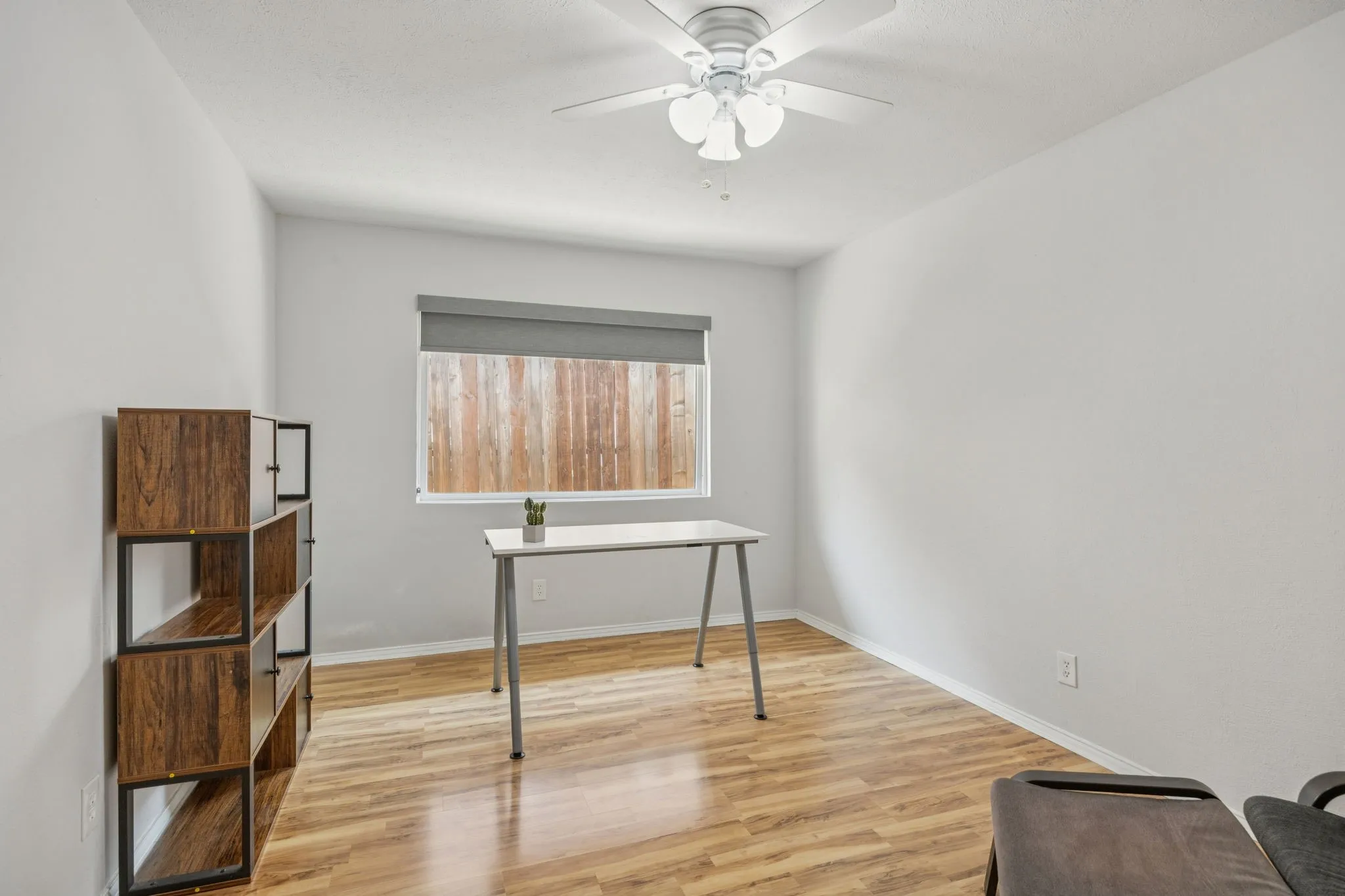 Single Family Residence For Sale in Dallas County , 9740 Dartridge Drive, Dallas, Texas 75238, 3 Bedroom, 3 Bathroom, 2 Garage spaces, 2,582 Sqft, built in 1966, mls#21327393, Real Estate Agent in Dallas, Homes For Sale in Dallas county, Homes For Sale in Dallas, Realtor in Dallas Texas, Real Estate Brokerage Independent Realty Texas, Luminita Cordes Realtor