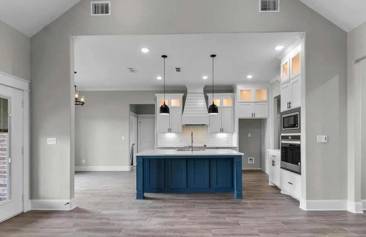 Single Family Residence For Sale in Smith County , 12316 Maplewood Drive, Lindale, Texas 75771, 4 Bedrooms, 2 Bathrooms, 2 Garage spaces, 1,975 Sqft, built in 2022, Price $460,000, mls#21327397, Real Estate Agent in Lindale, Homes For Sale in Smith county, Homes For Sale in Lindale, Realtor in Lindale Texas, Real Estate Brokerage Independent Realty Texas, Luminita Cordes Realtor