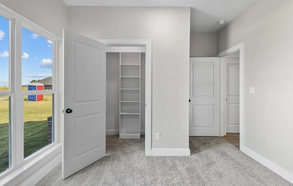 Single Family Residence For Sale in Smith County , 12316 Maplewood Drive, Lindale, Texas 75771, 4 Bedrooms, 2 Bathrooms, 2 Garage spaces, 1,975 Sqft, built in 2022, Price $460,000, mls#21327397, Real Estate Agent in Lindale, Homes For Sale in Smith county, Homes For Sale in Lindale, Realtor in Lindale Texas, Real Estate Brokerage Independent Realty Texas, Luminita Cordes Realtor