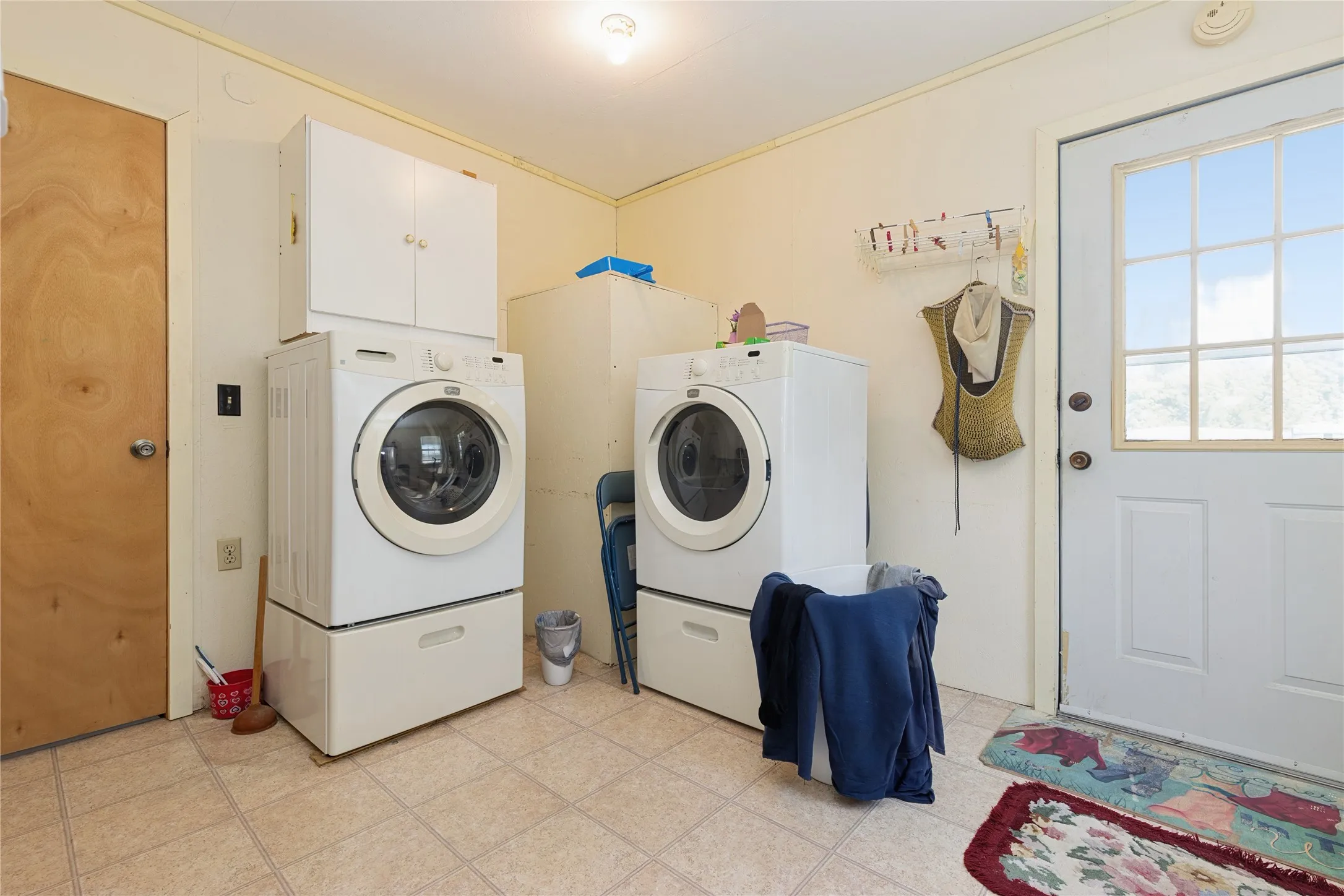 Single Family Residence For Sale in Bowie County , 180 County Road 4255, De Kalb, Texas 75559, 3 Bedroom, 2 Bathroom, Garage spaces, 1,632 Sqft, built in 1981, mls#21327360, Real Estate Agent in De Kalb, Homes For Sale in Bowie county, Homes For Sale in De Kalb, Realtor in De Kalb Texas, Real Estate Brokerage Independent Realty Texas, Luminita Cordes Realtor