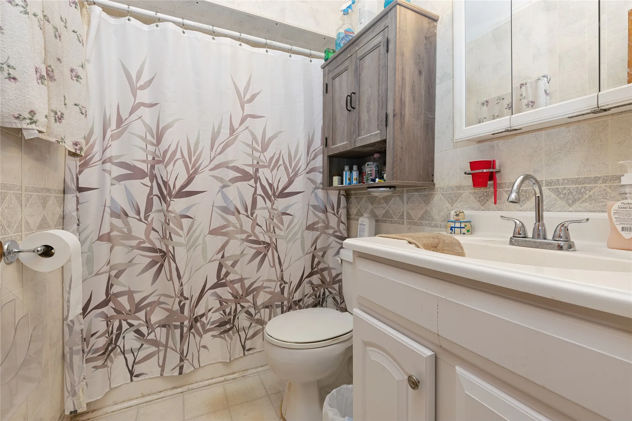 Single Family Residence For Sale in Bowie County , 180 County Road 4255, De Kalb, Texas 75559, 3 Bedroom, 2 Bathroom, Garage spaces, 1,632 Sqft, built in 1981, mls#21327360, Real Estate Agent in De Kalb, Homes For Sale in Bowie county, Homes For Sale in De Kalb, Realtor in De Kalb Texas, Real Estate Brokerage Independent Realty Texas, Luminita Cordes Realtor
