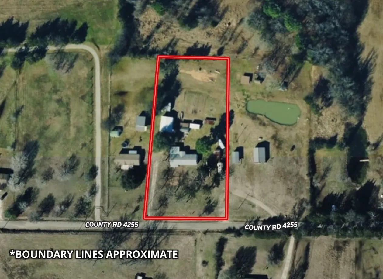 Single Family Residence For Sale in Bowie County , 180 County Road 4255, De Kalb, Texas 75559, 3 Bedroom, 2 Bathroom, Garage spaces, 1,632 Sqft, built in 1981, mls#21327360, Real Estate Agent in De Kalb, Homes For Sale in Bowie county, Homes For Sale in De Kalb, Realtor in De Kalb Texas, Real Estate Brokerage Independent Realty Texas, Luminita Cordes Realtor