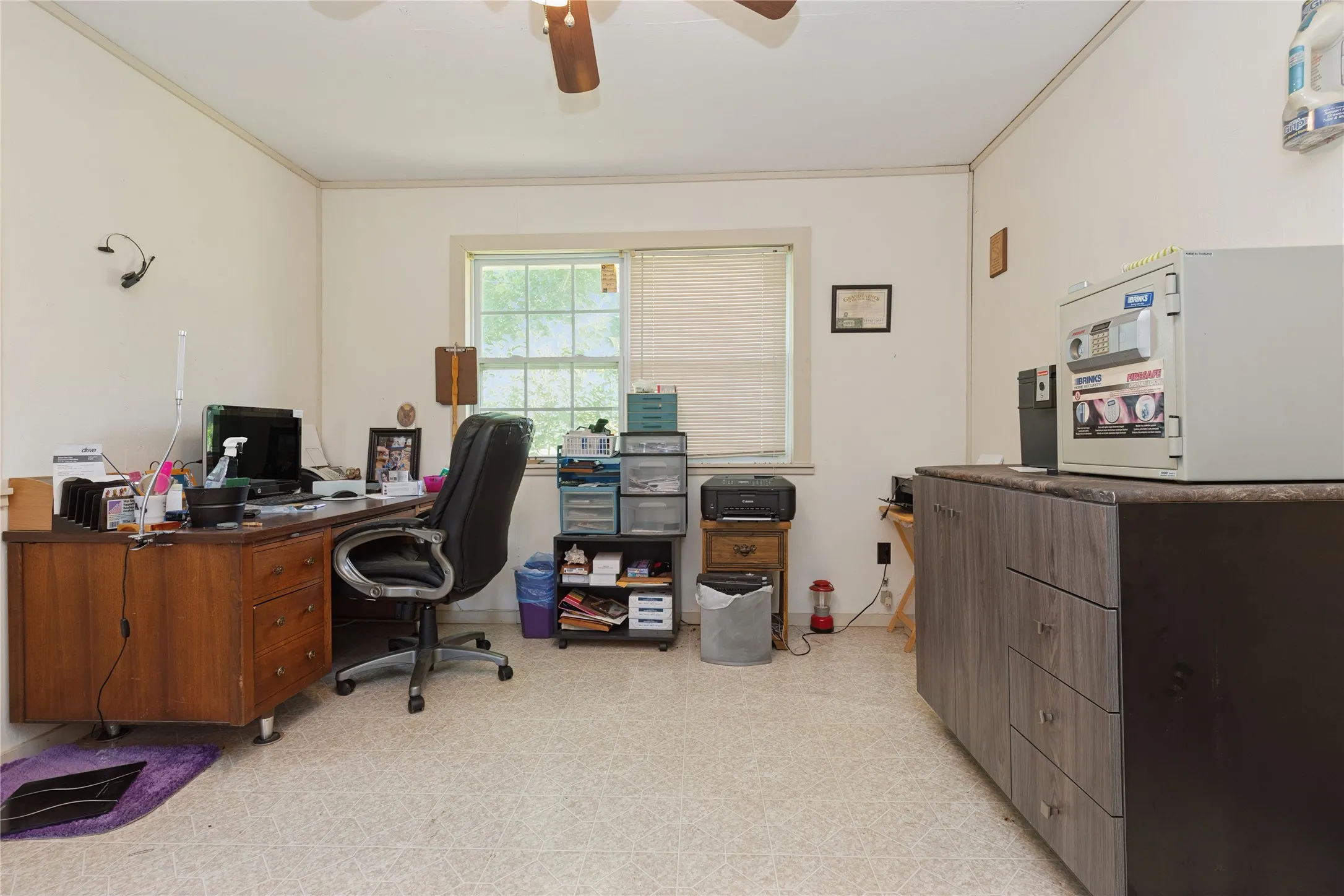 Single Family Residence For Sale in Bowie County , 180 County Road 4255, De Kalb, Texas 75559, 3 Bedroom, 2 Bathroom, Garage spaces, 1,632 Sqft, built in 1981, mls#21327360, Real Estate Agent in De Kalb, Homes For Sale in Bowie county, Homes For Sale in De Kalb, Realtor in De Kalb Texas, Real Estate Brokerage Independent Realty Texas, Luminita Cordes Realtor