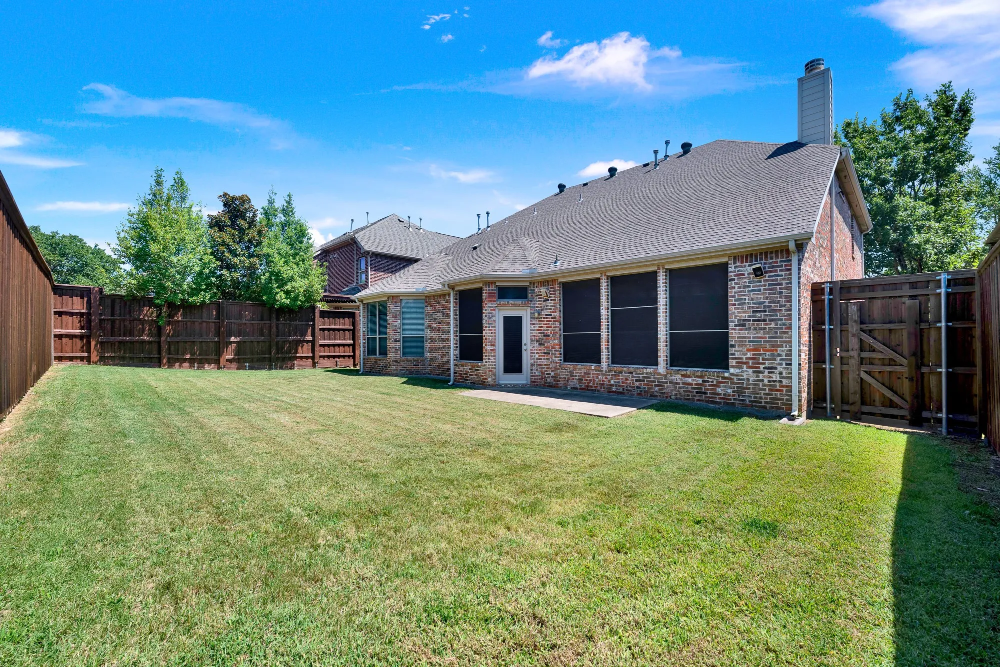 Single Family Residence For Sale in Collin County , 11567 Castle Brook Lane, Frisco, Texas 75035, 5 Bedroom, 4 Bathroom, 3 Garage spaces, 3,706 Sqft, built in 2005, mls#21287034, Real Estate Agent in Frisco, Homes For Sale in Collin county, Homes For Sale in Frisco, Realtor in Frisco Texas, Real Estate Brokerage Independent Realty Texas, Luminita Cordes Realtor